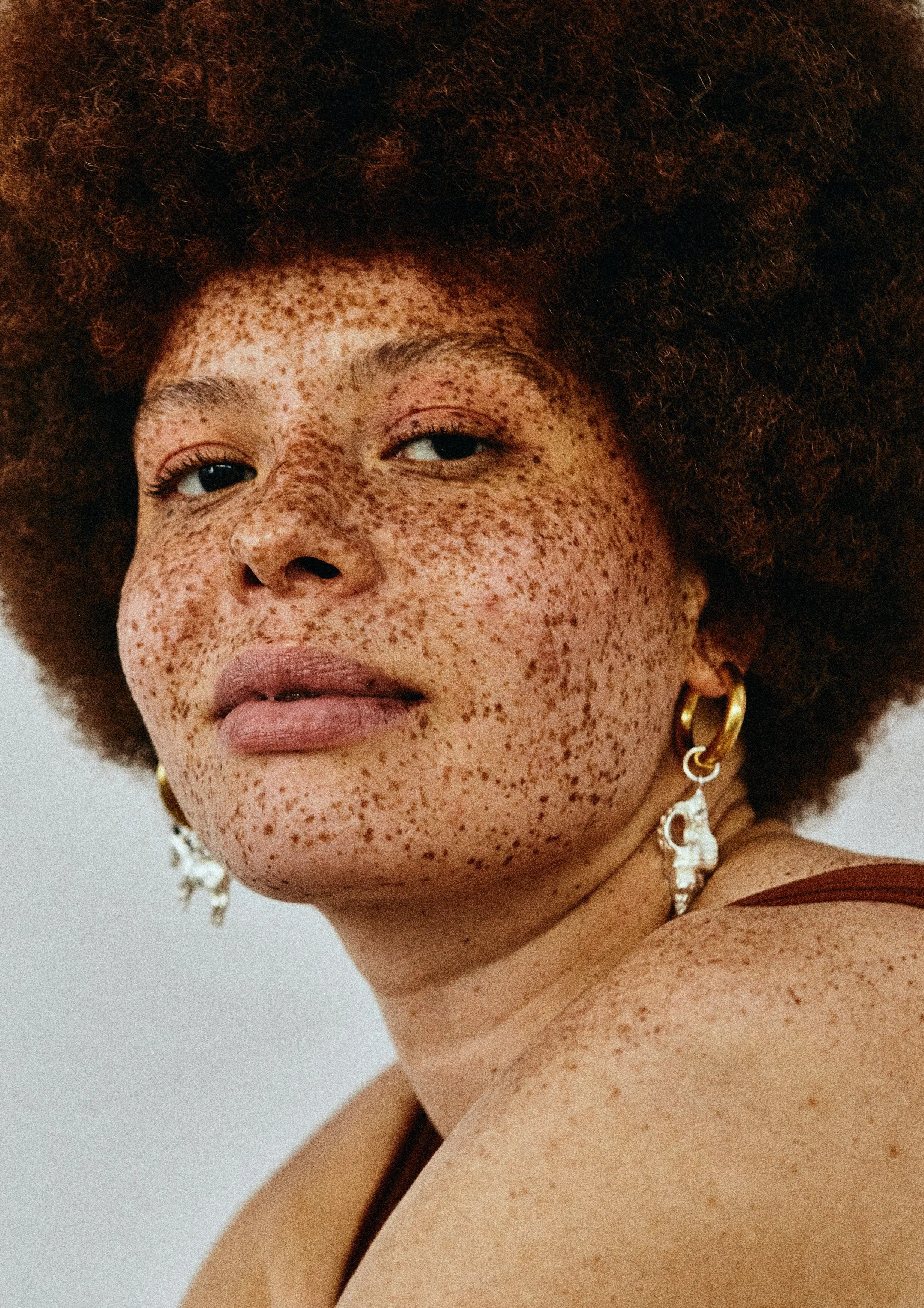 Failaka earrings sold by Bangle Begum product image thumbnail 2