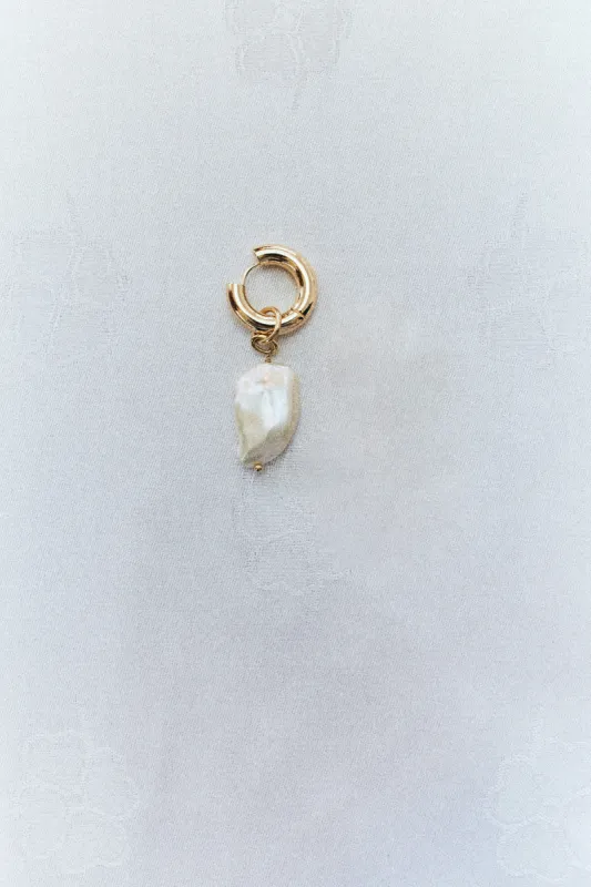 Lovers earring Pearl sold by Bangle Begum