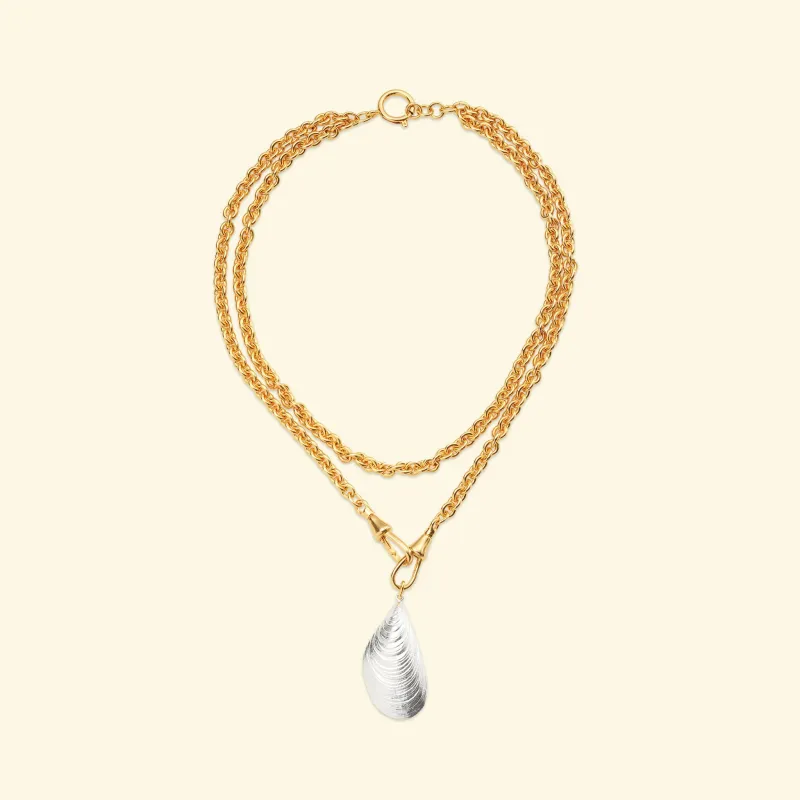 Lovers necklace Silver Mussel made by Bangle Begum