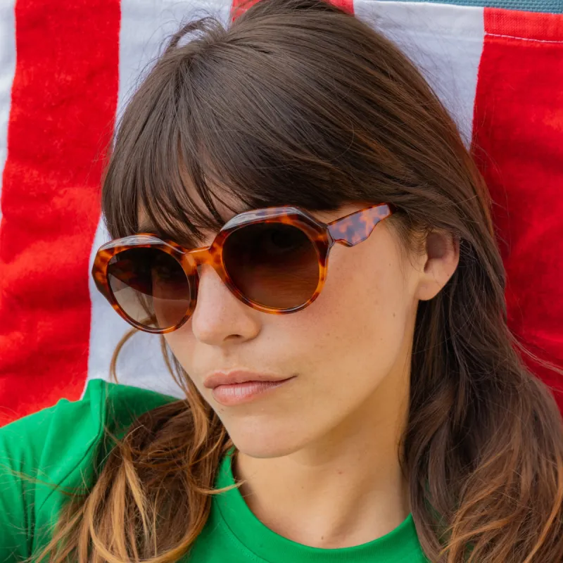Wendy Brown / Havana - Sunglasses made by Le Petit Lunetier