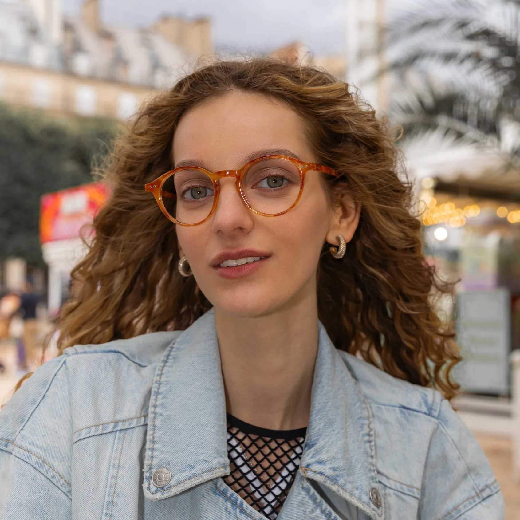 Lois.L Orange - Blue Light sold by Le Petit Lunetier