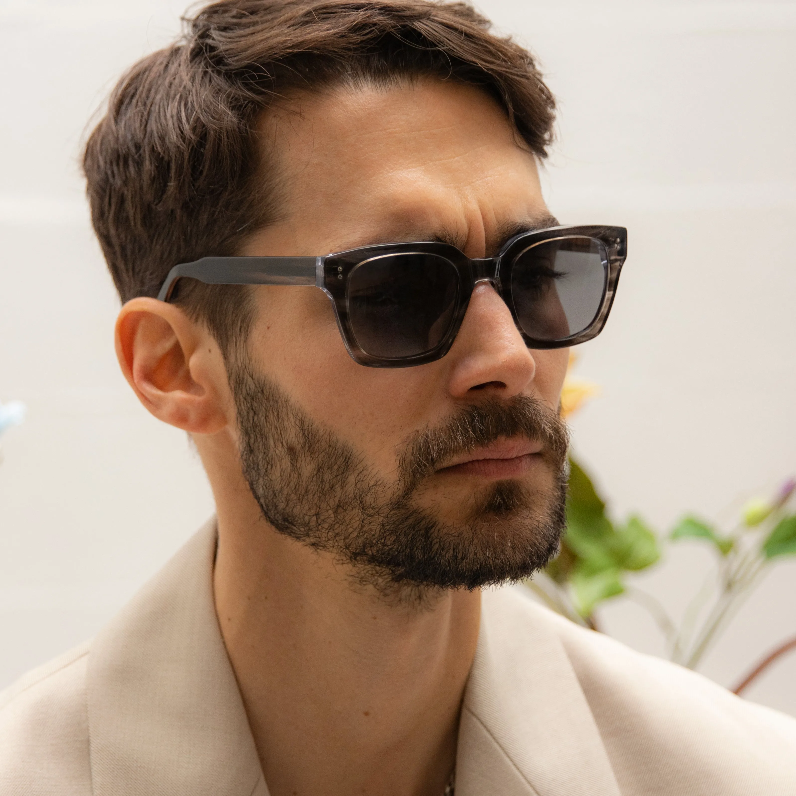 Josh.H Gray - Sunglasses sold by Le Petit Lunetier product image thumbnail 4
