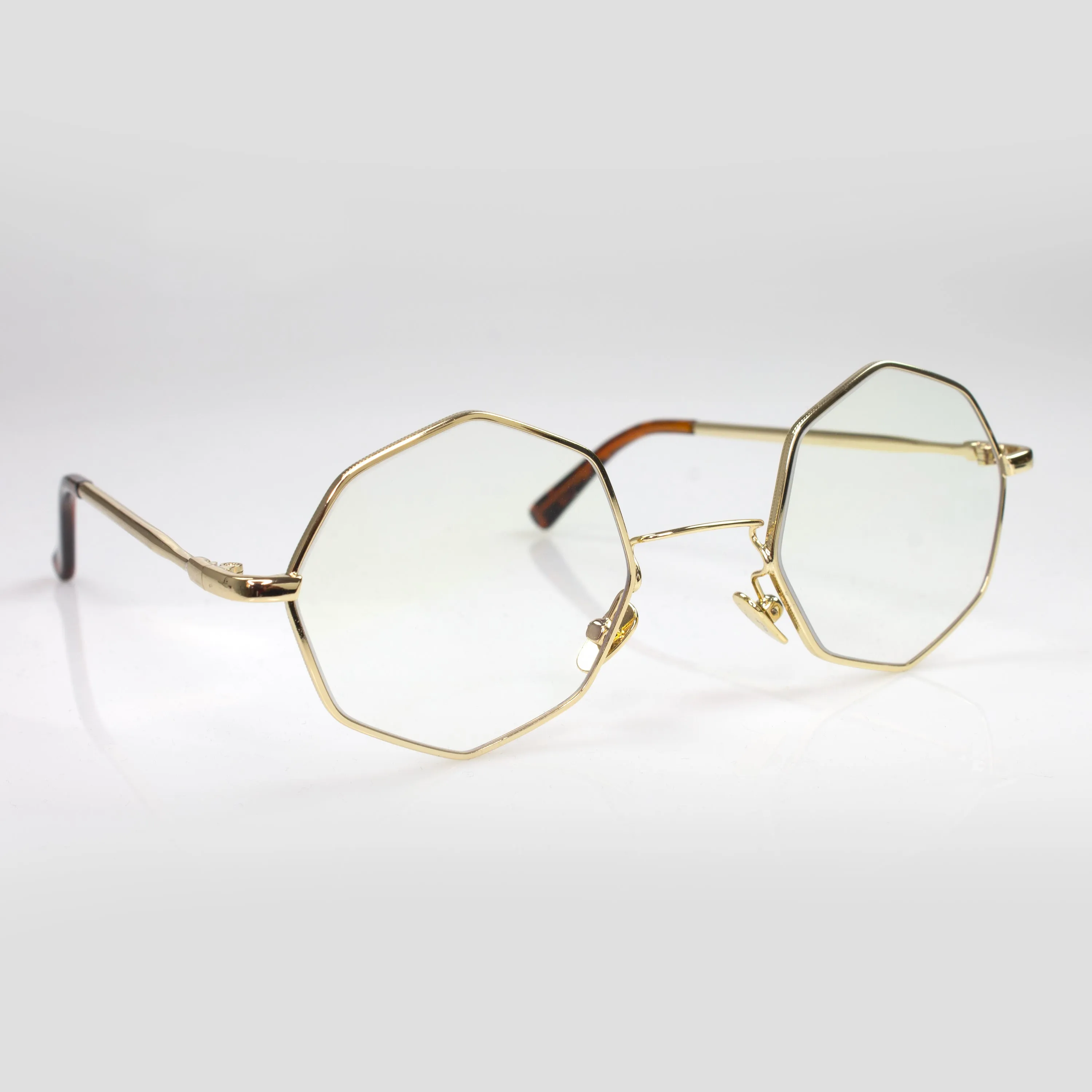 Kate.W Gold // 100% Health sold by Le Petit Lunetier product image thumbnail 3