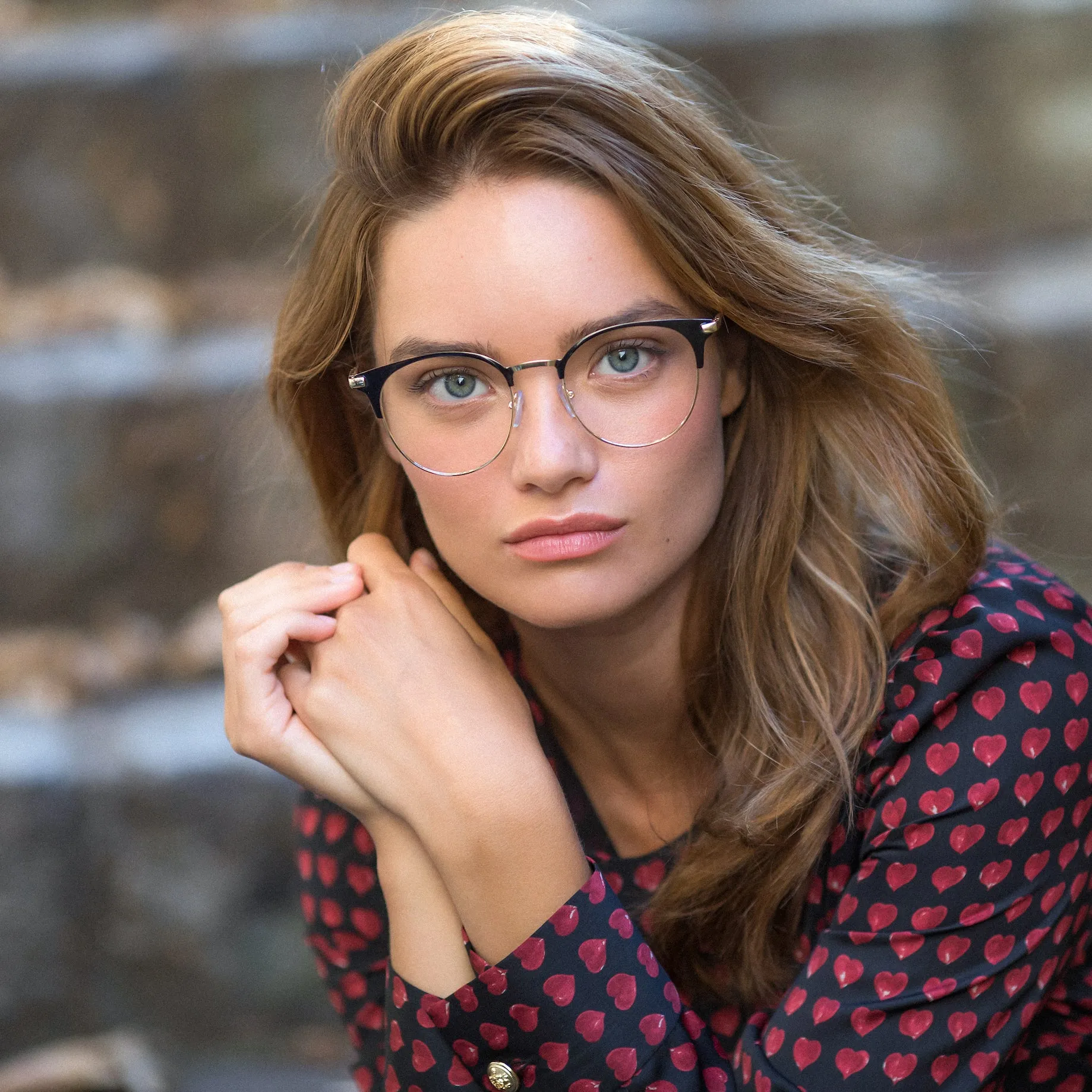 Haley.J Black and Gold - Blue Light Filter sold by Le Petit Lunetier product image thumbnail 2