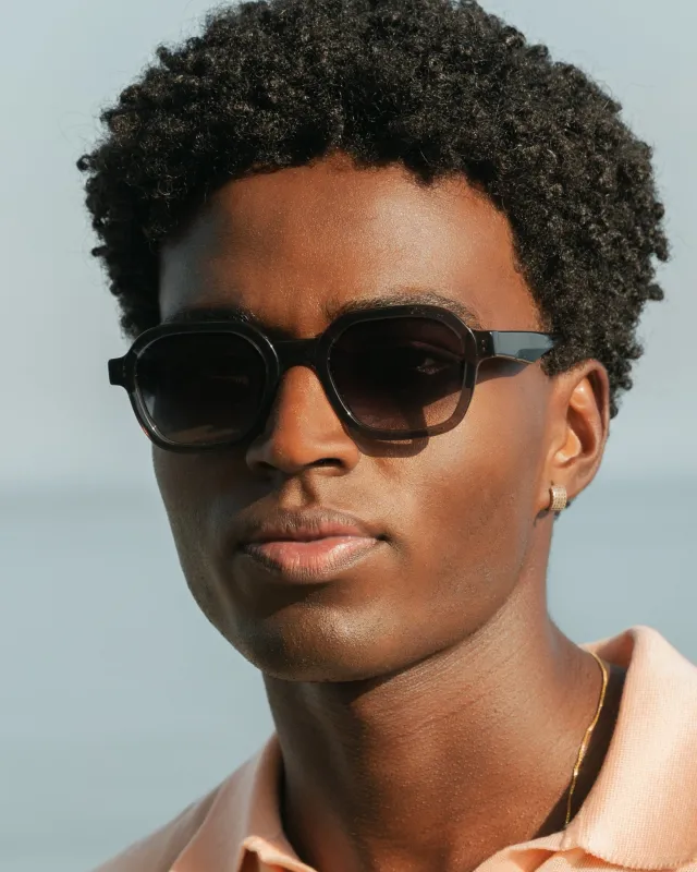 Nathan Transparent Grey - Sunglasses sold by Le Petit Lunetier