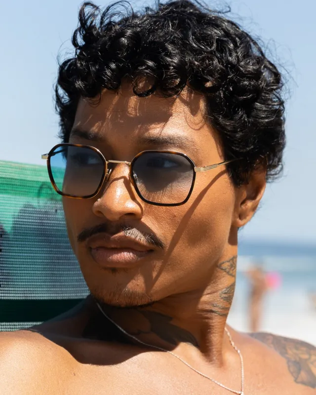 Taylor Blue / Havana - Sunglasses sold by Le Petit Lunetier