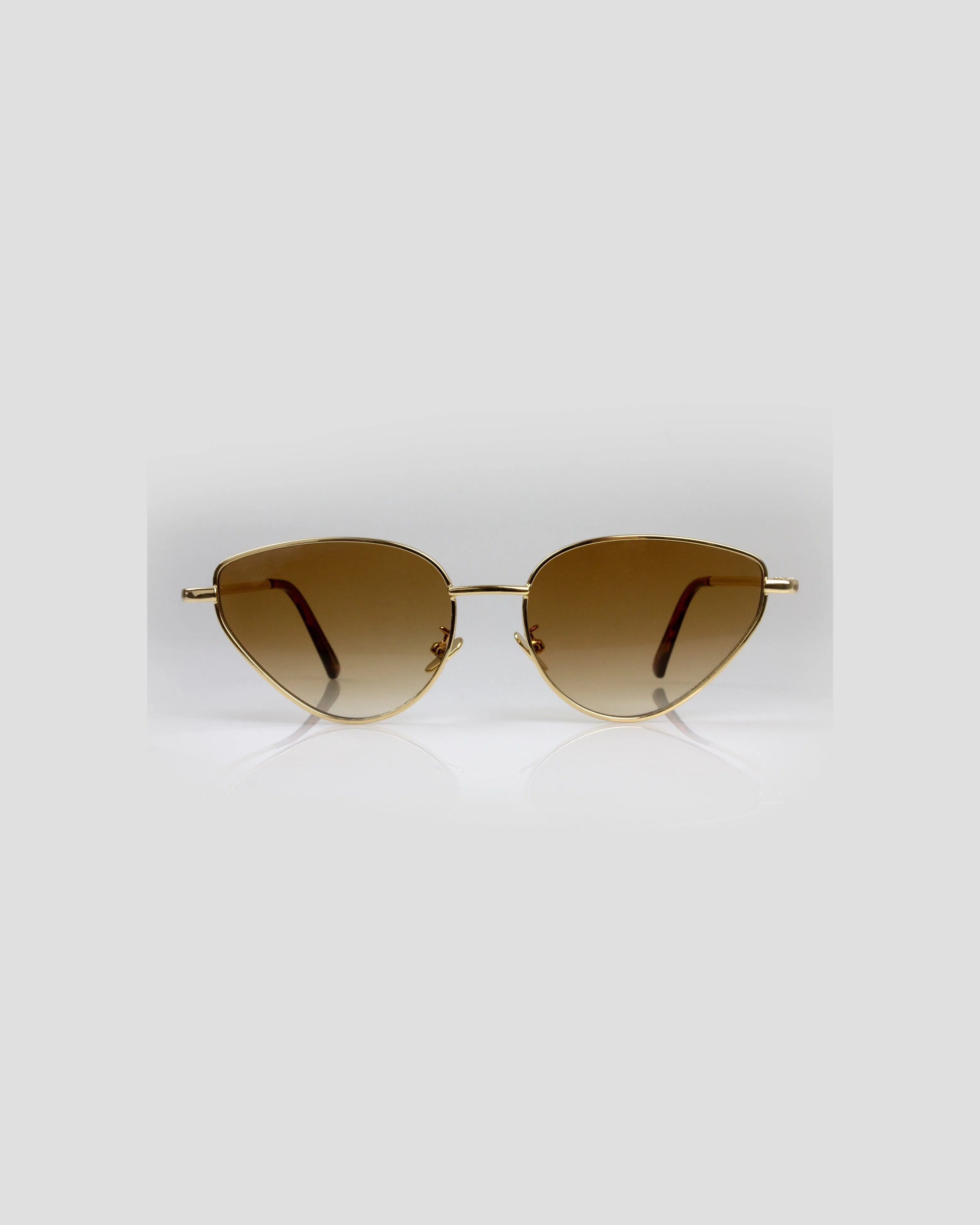 Maeve.W Gold - Sunglasses sold by Le Petit Lunetier