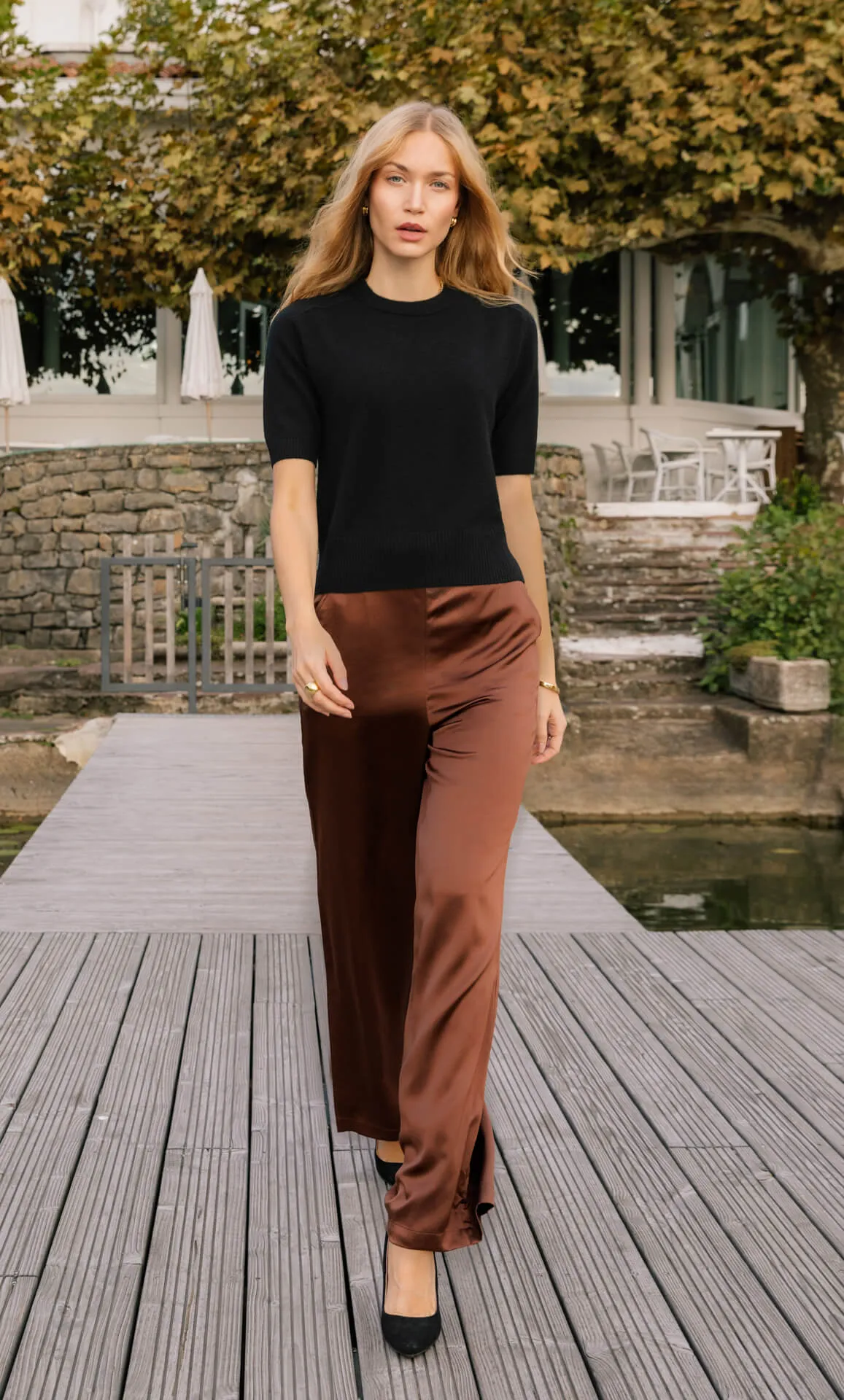Vittoria Short-Sleeve Cashmere Sweater sold by Ravella product image thumbnail 3