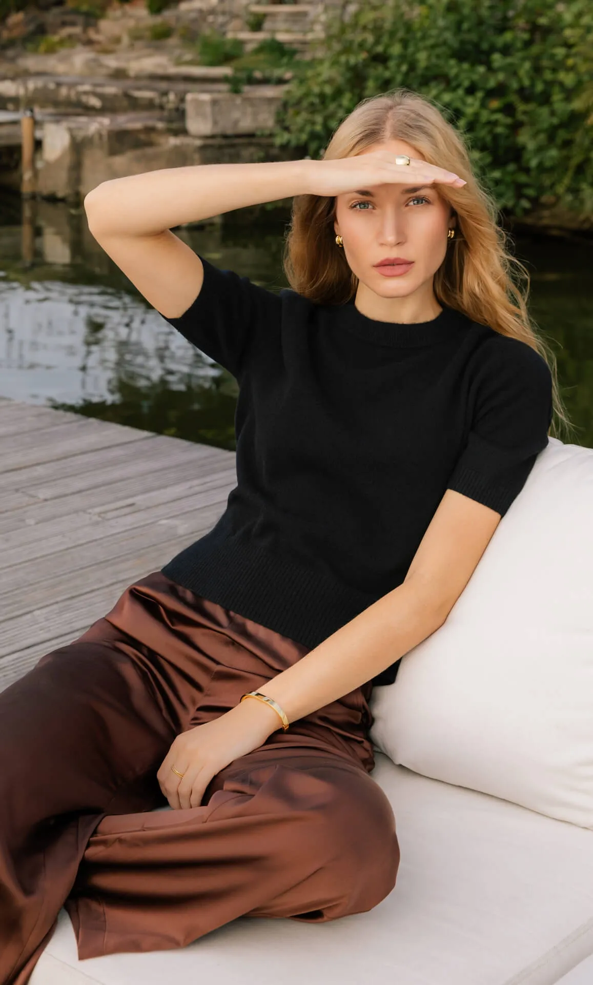 Vittoria Short-Sleeve Cashmere Sweater sold by Ravella product image thumbnail 2