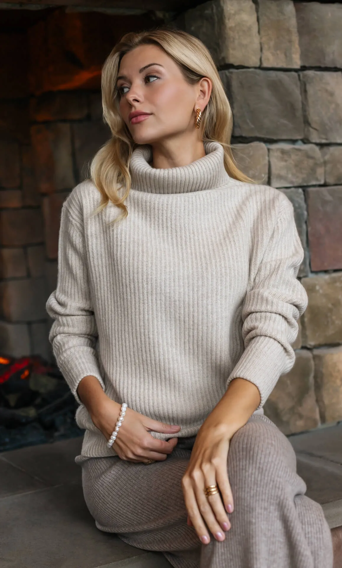 Tessa Cashmere Turtleneck Sweater sold by Ravella product image thumbnail 3