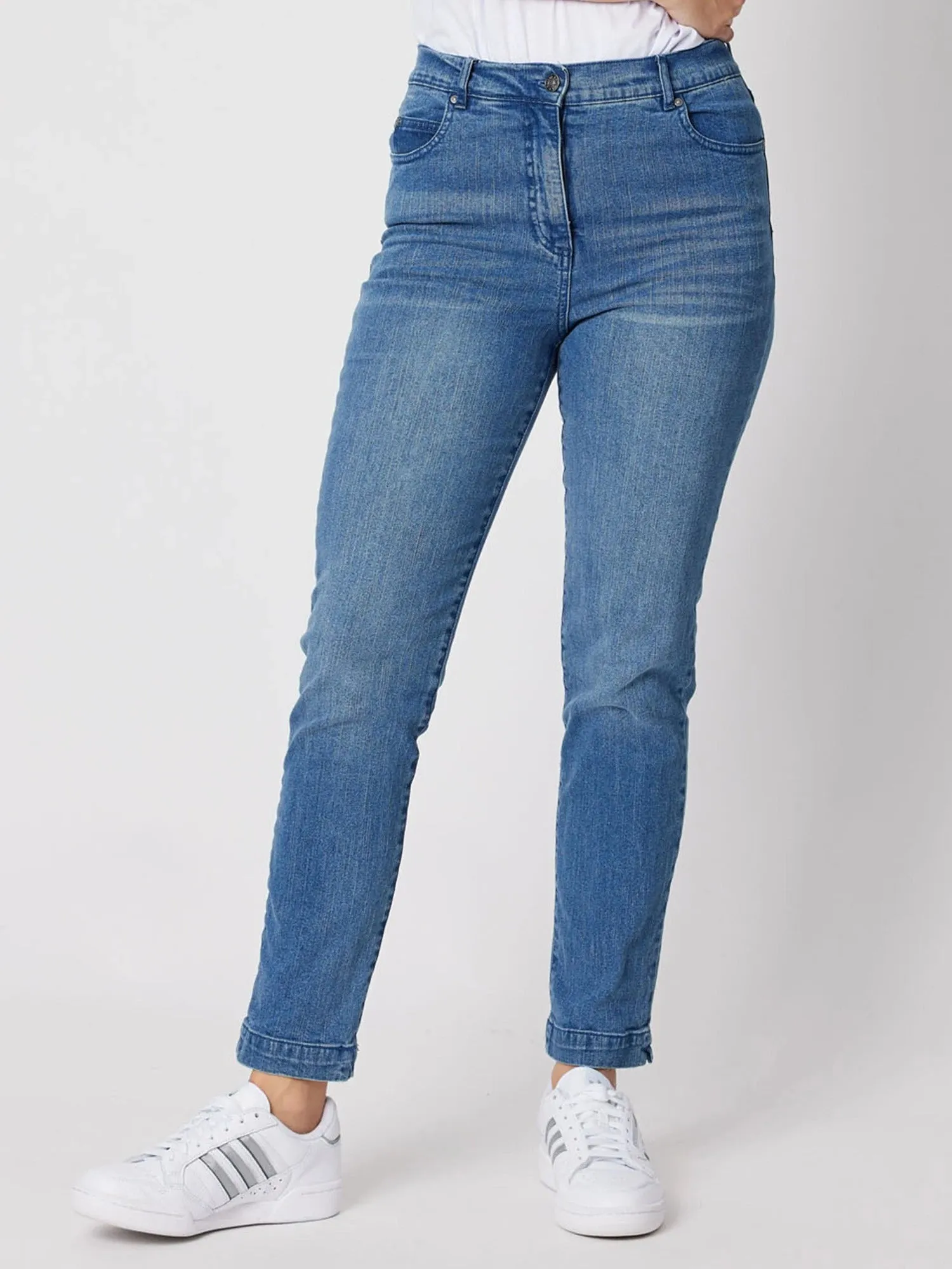 Miracle High Rise Jean - Washed Denim sold by RC & Co