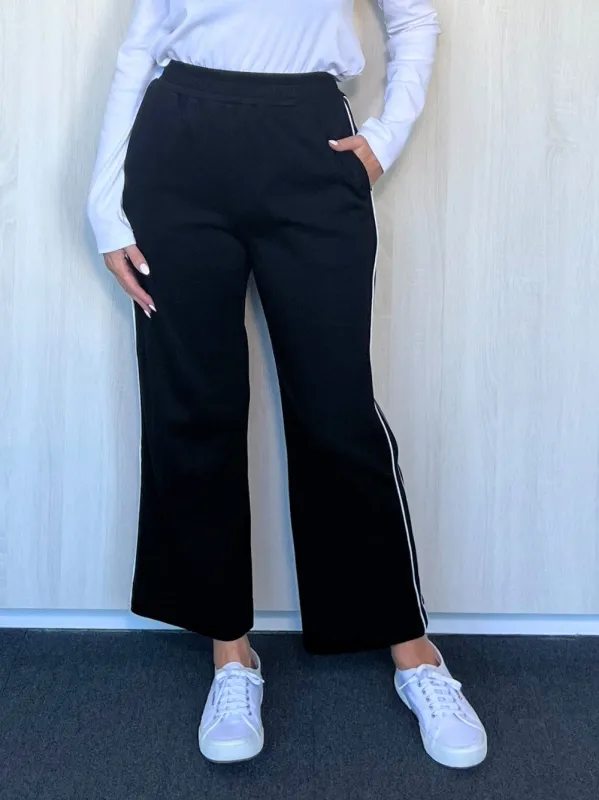 Urban Crop Pant - Black sold by RC & Co