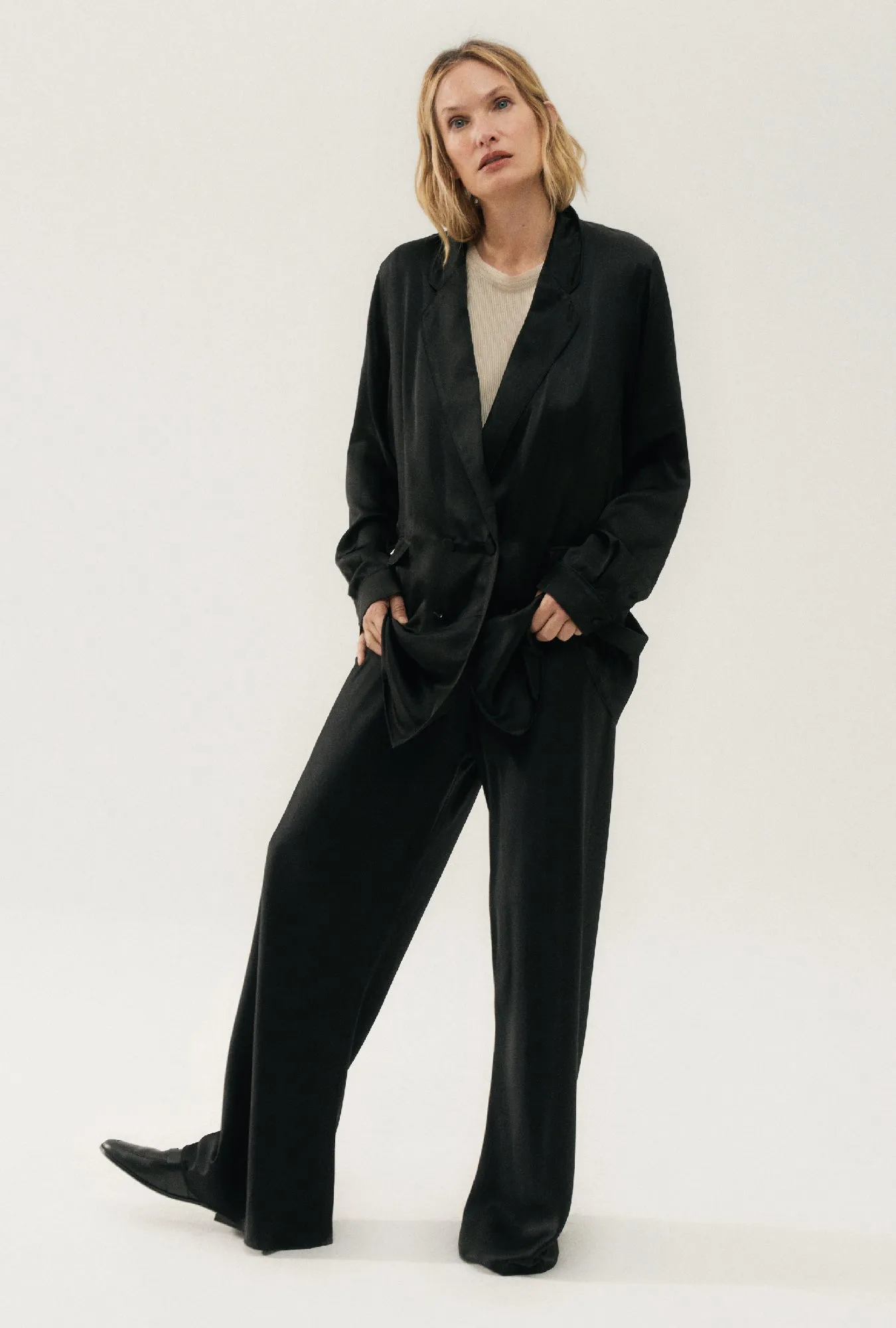 Relaxed Blazer Black sold by Silk Laundry product image thumbnail 5