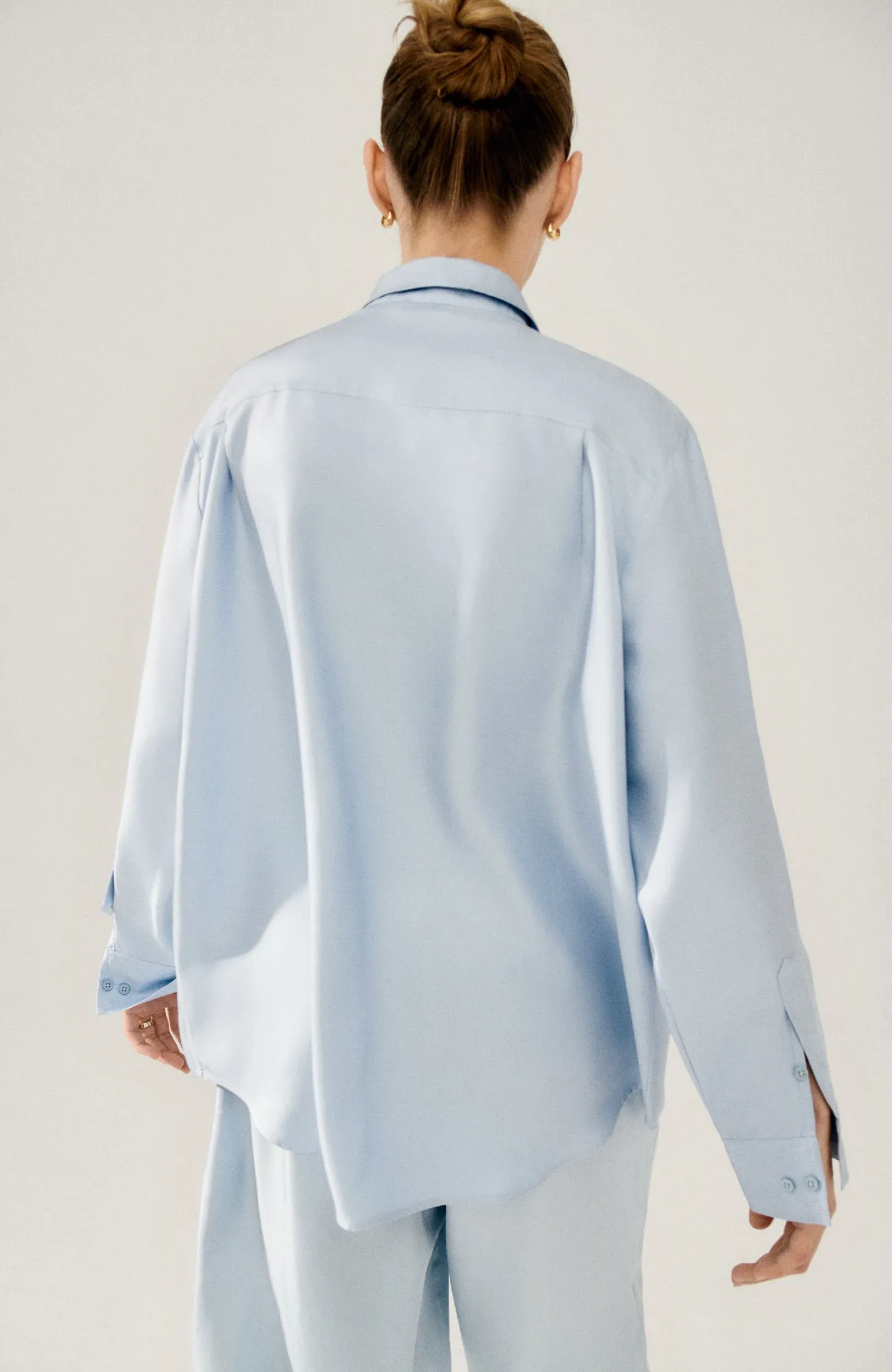 TWILL BOYFRIEND SHIRT SKY sold by Silk Laundry product image thumbnail 4