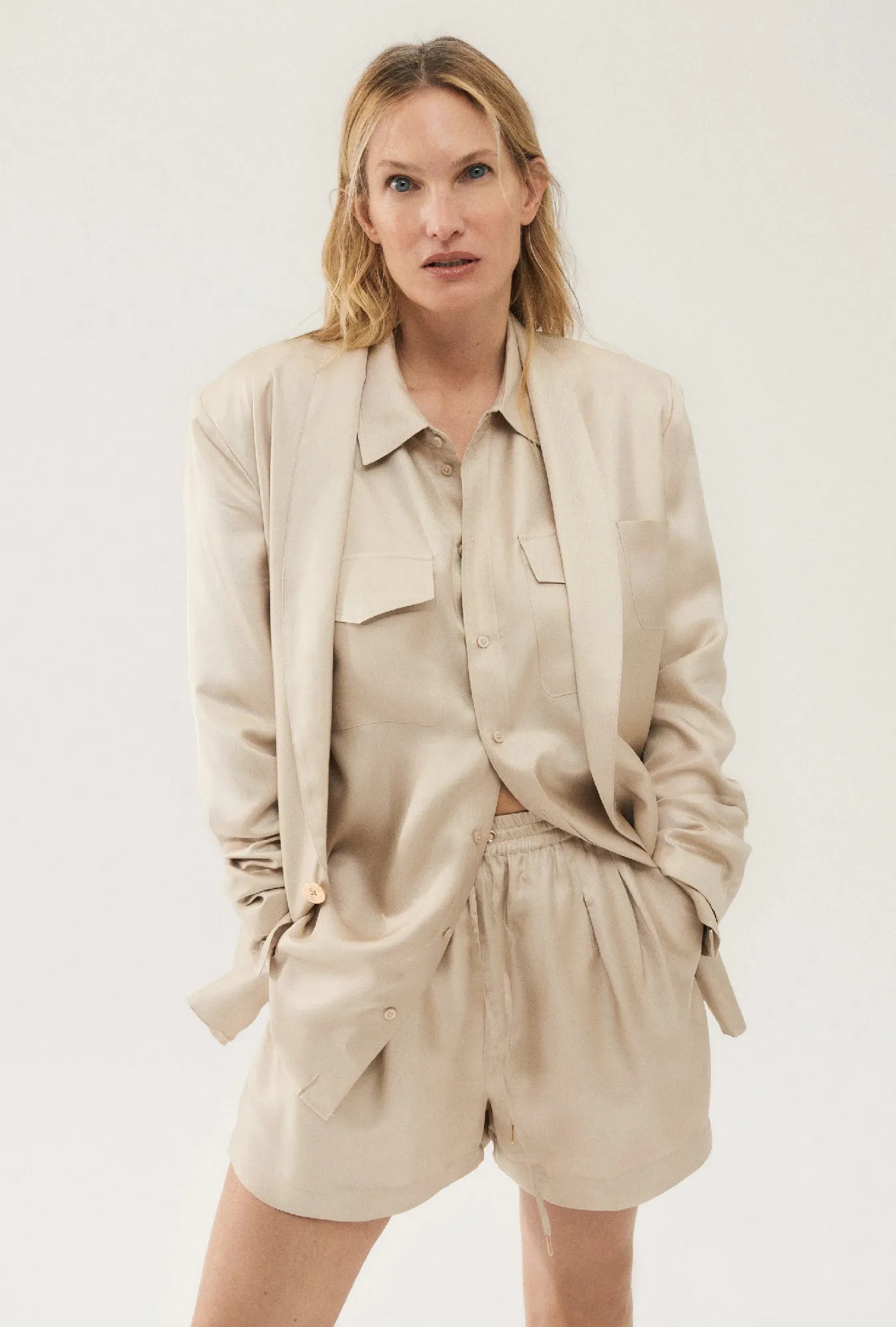 Twill Slouch Shorts Hazelnut sold by Silk Laundry product image thumbnail 5