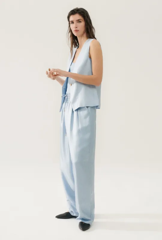 TWILL SLOUCH VEST SKY sold by Silk Laundry