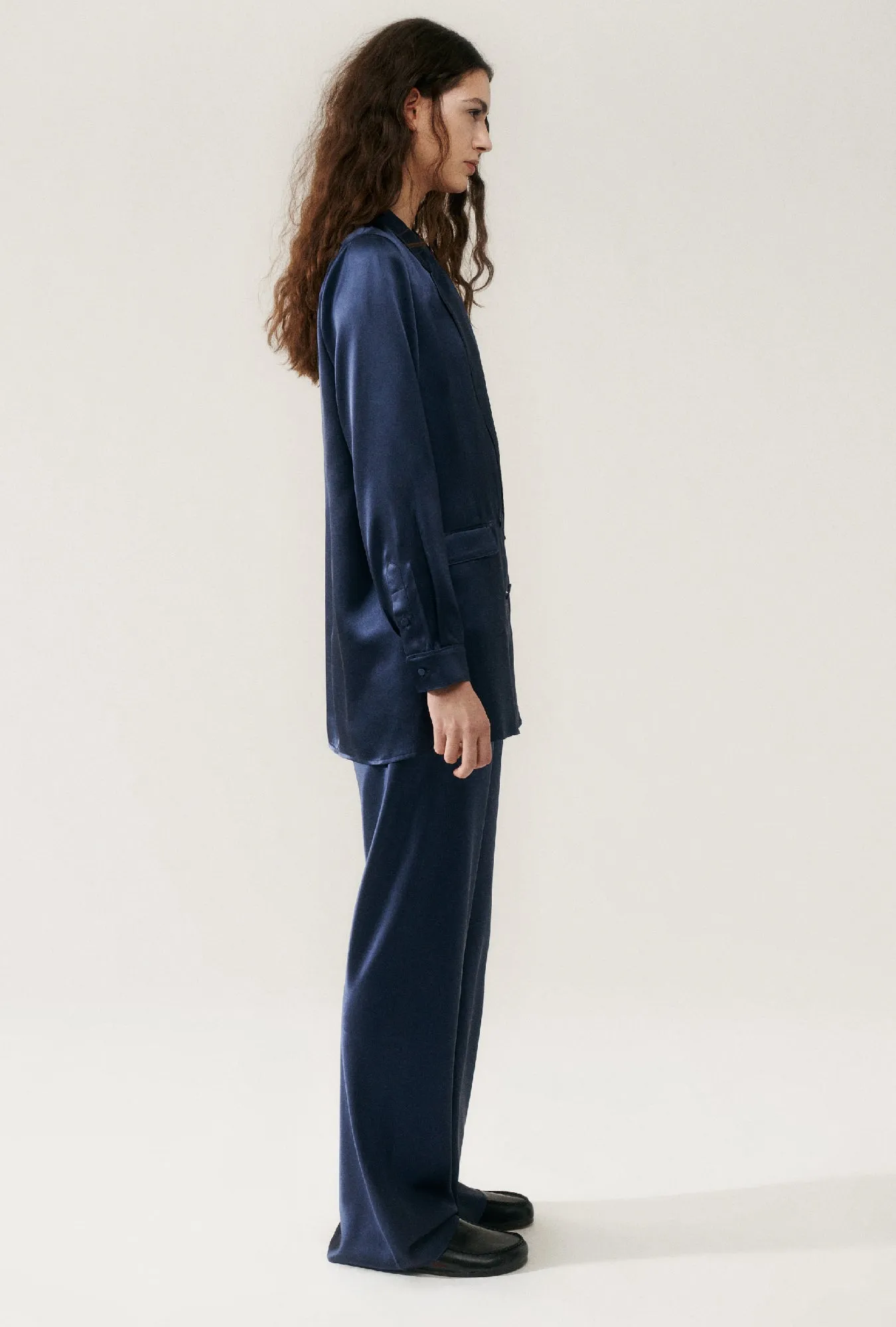 Relaxed Blazer Midnight sold by Silk Laundry product image thumbnail 4