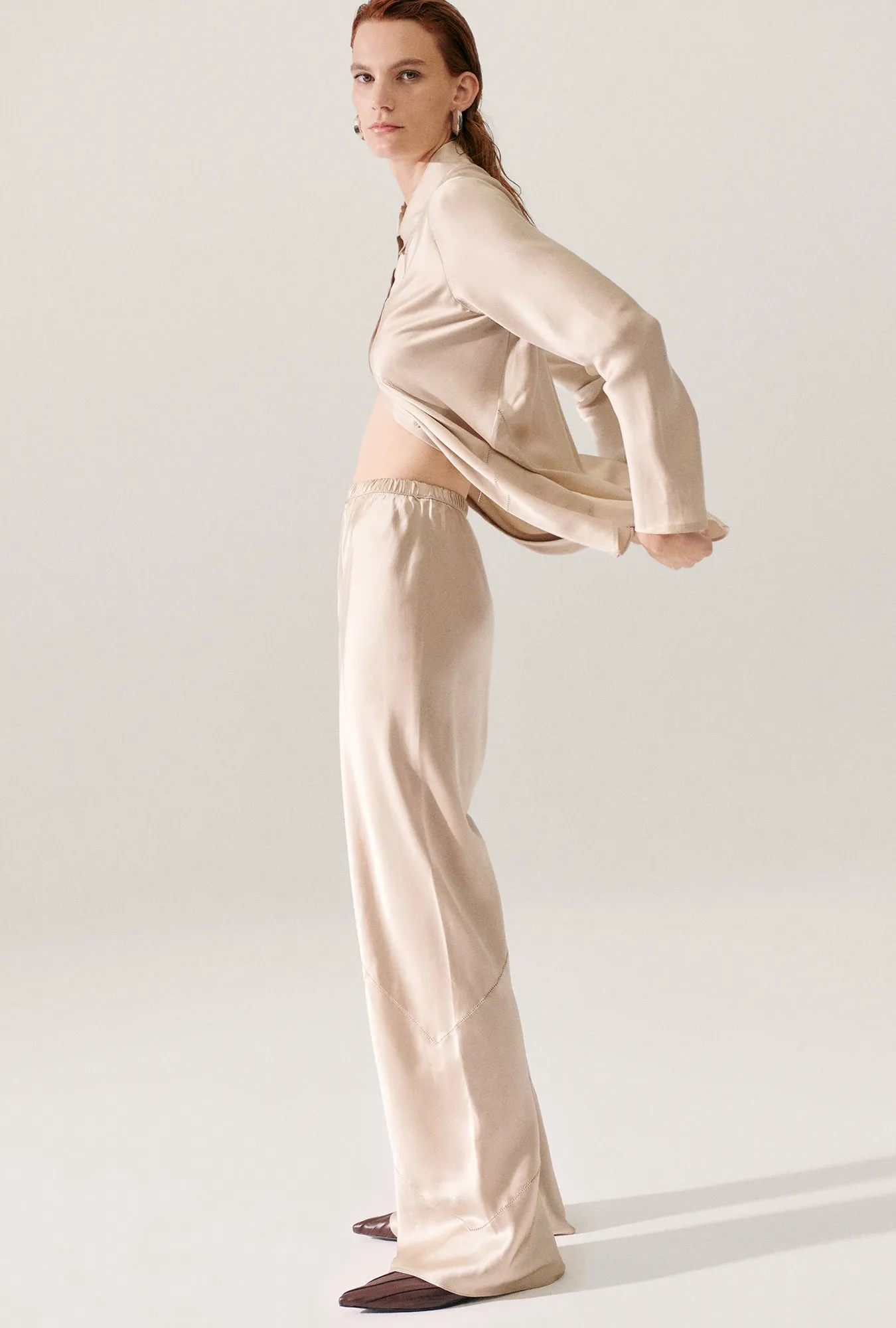 SPLICE BIAS CUT PANTS HAZELNUT sold by Silk Laundry product image thumbnail 4