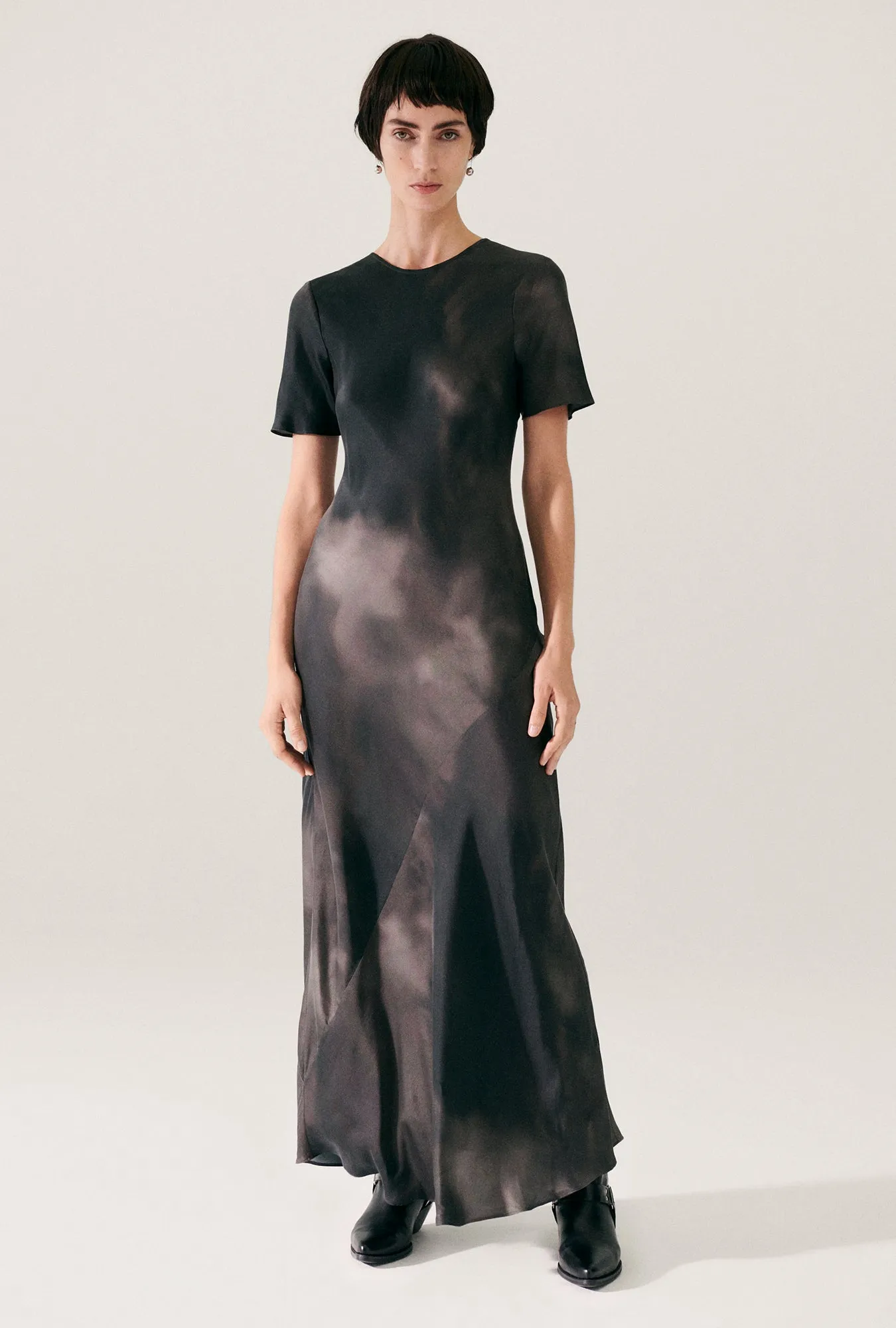 SHORT SLEEVE BIAS DRESS SMOKE sold by Silk Laundry product image thumbnail 4