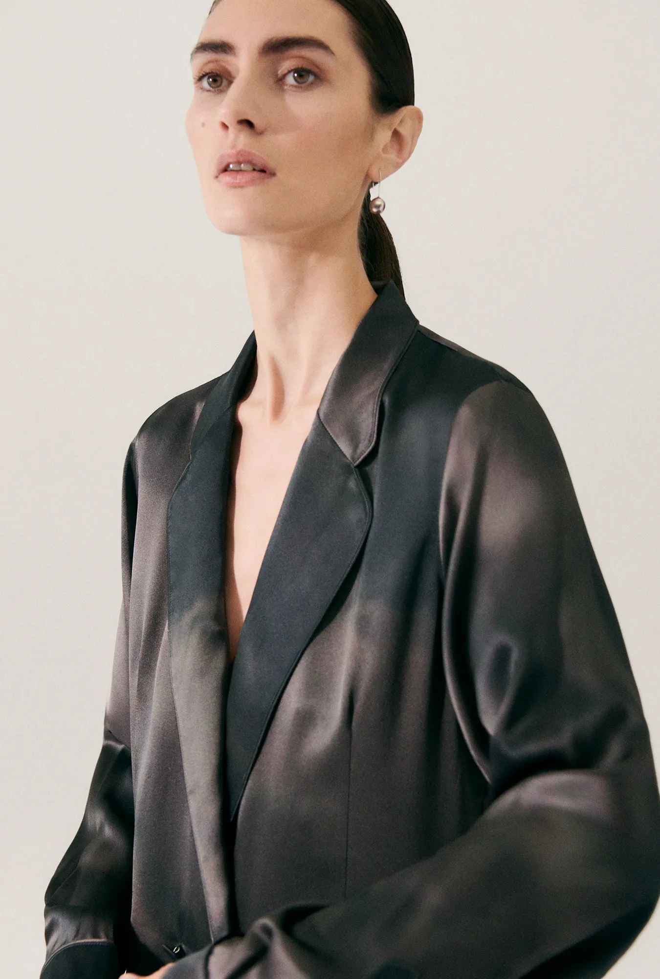 RELAXED BLAZER SMOKE sold by Silk Laundry product image thumbnail 5