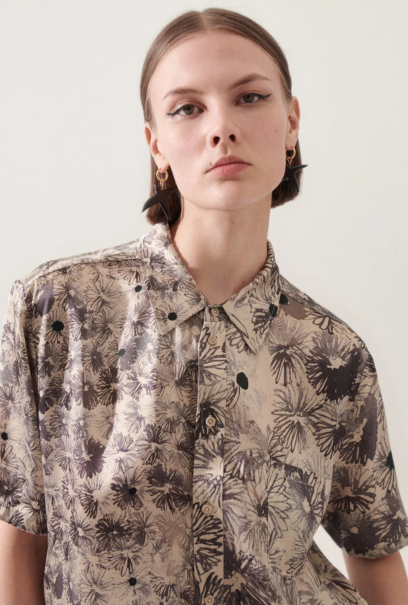 Short Sleeve Boyfriend Shirt Aster Floral sold by Silk Laundry product image thumbnail 4