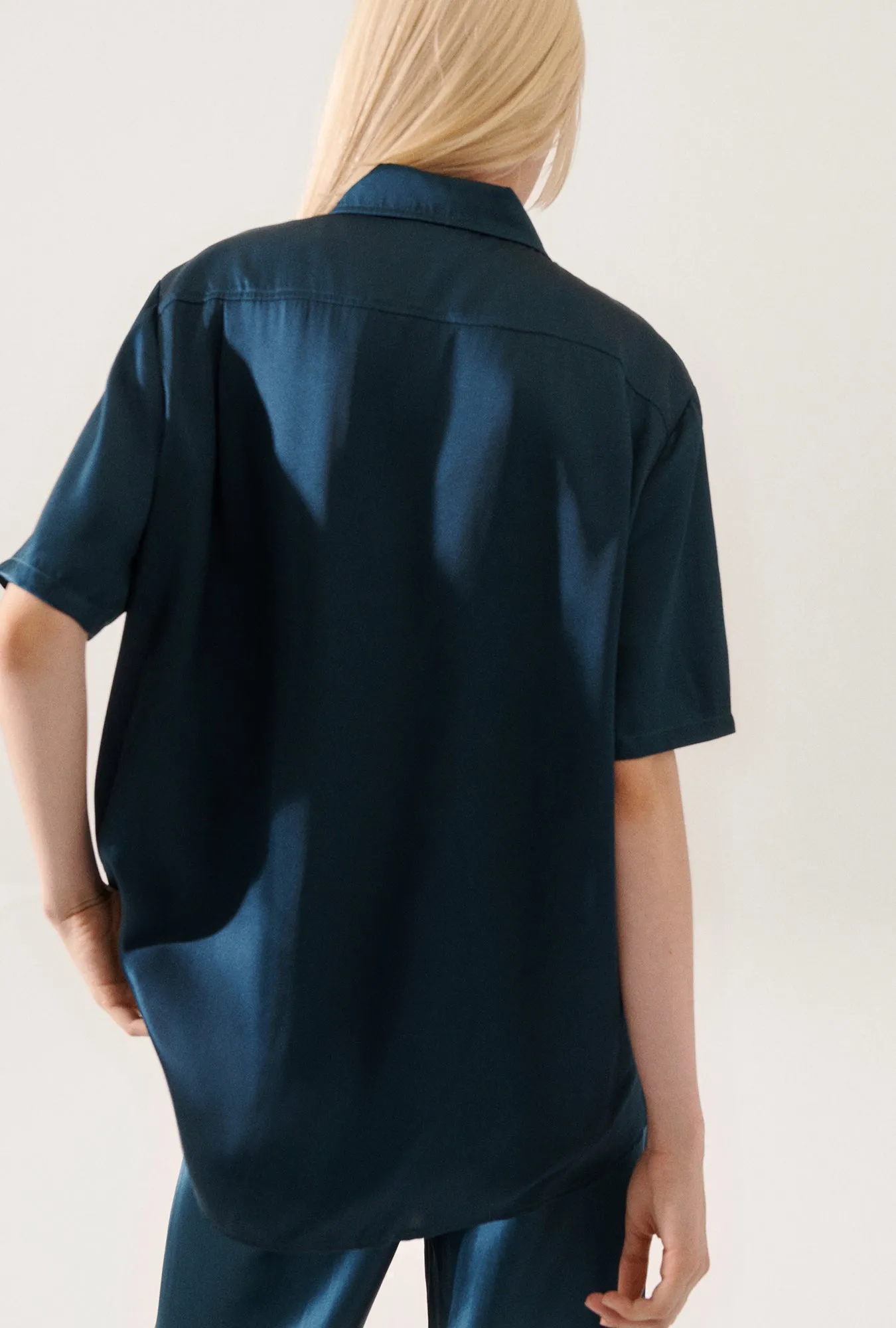 SHORT SLEEVE BOYFRIEND SHIRT TEAL sold by Silk Laundry product image thumbnail 4