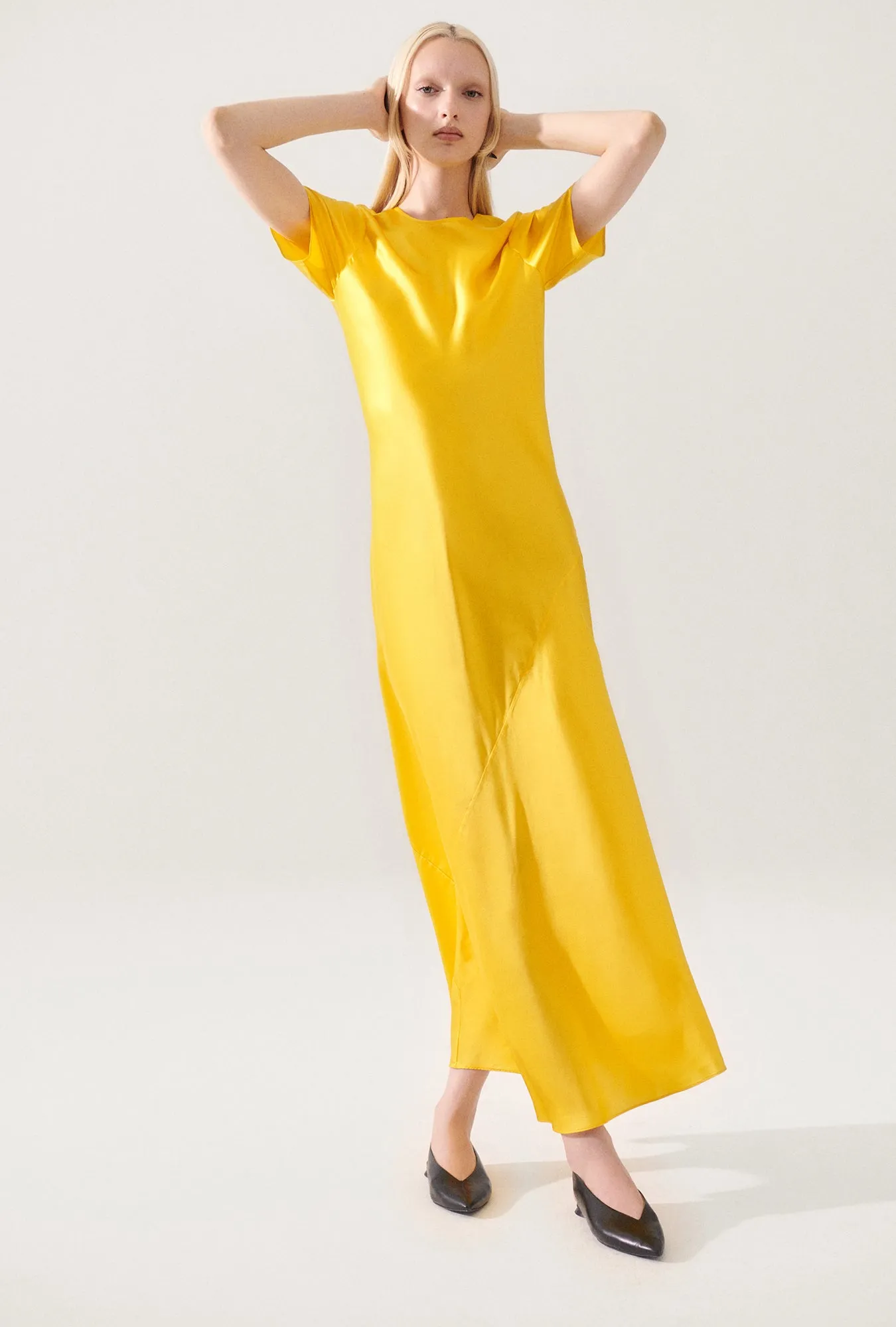 SHORT SLEEVE BIAS DRESS MARIGOLD sold by Silk Laundry product image thumbnail 4