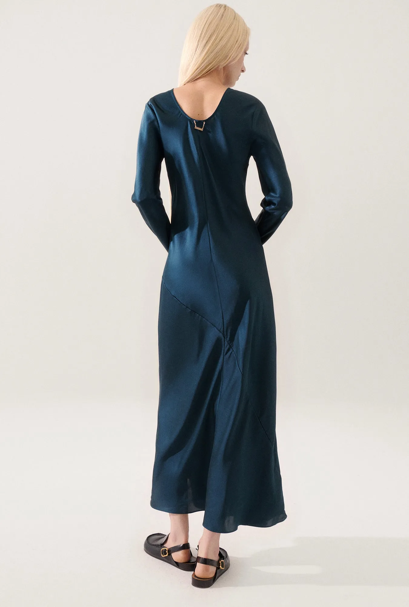 FULL SLEEVE BIAS DRESS TEAL sold by Silk Laundry product image thumbnail 4