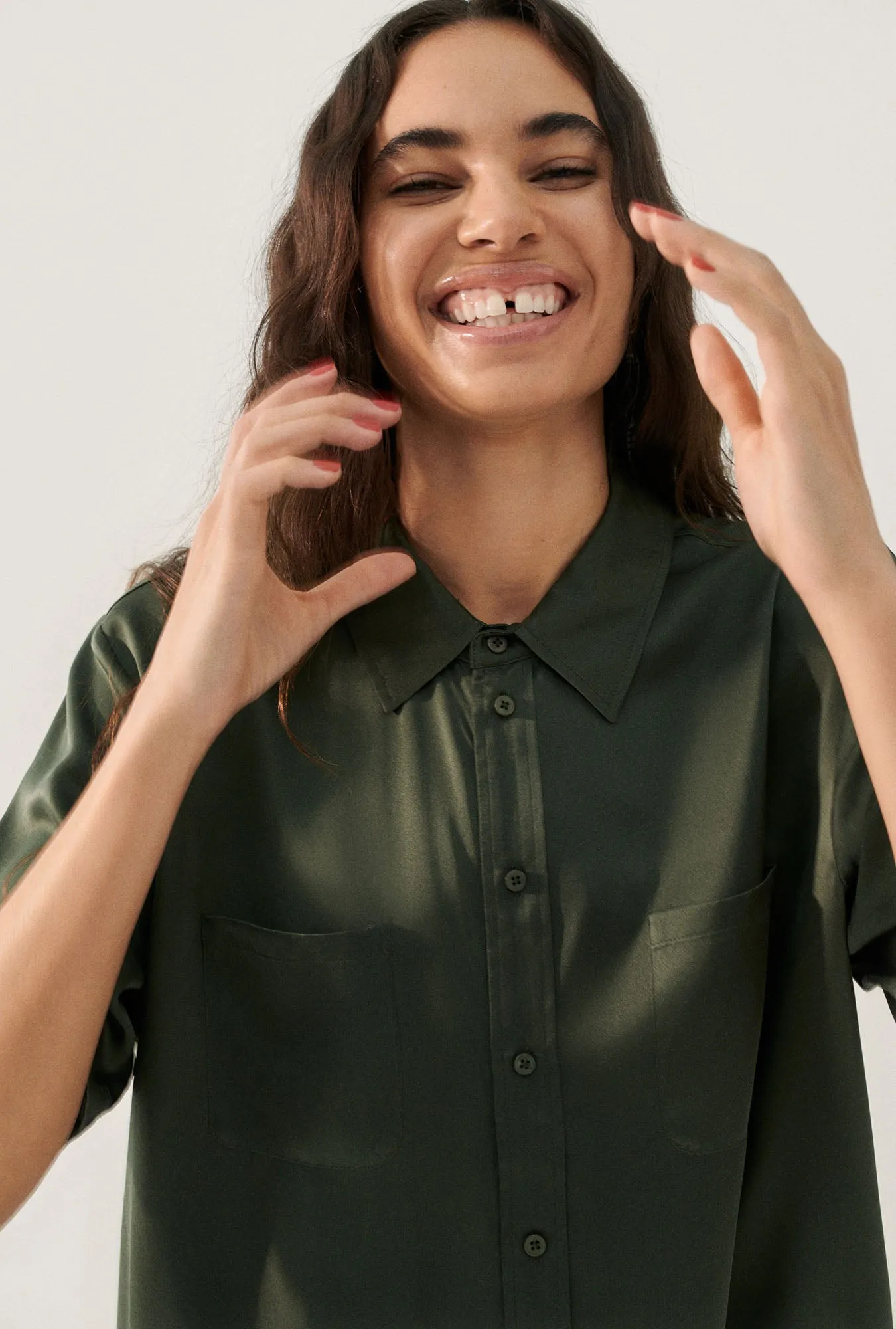 SHORT SLEEVE BOYFRIEND SHIRT THYME sold by Silk Laundry product image thumbnail 2