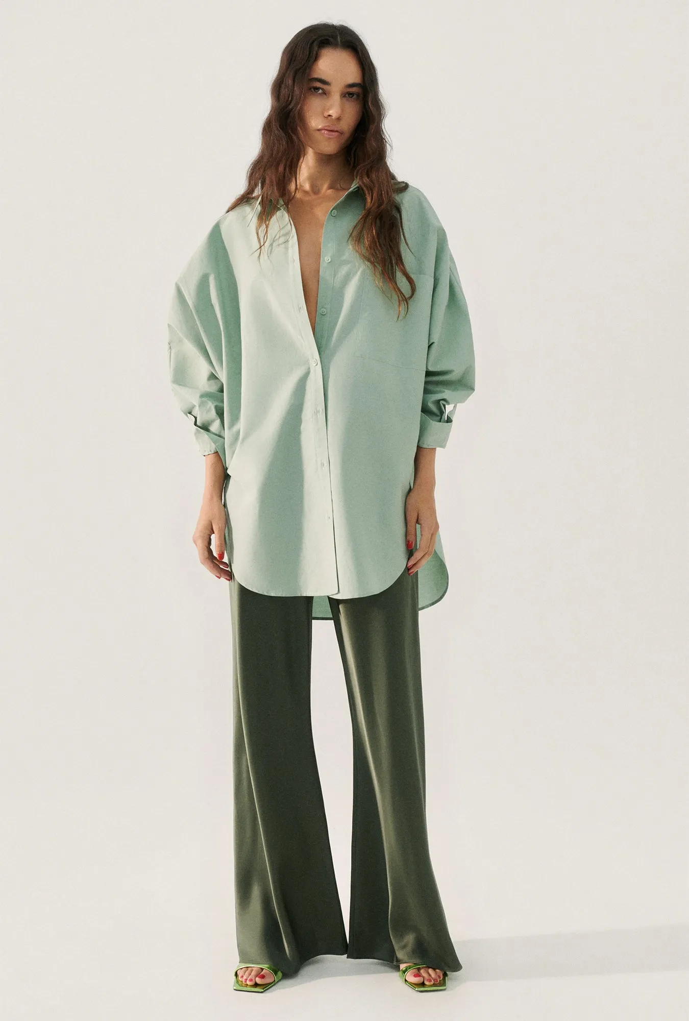 COTTON SILK ROUND SHIRT LICHEN sold by Silk Laundry