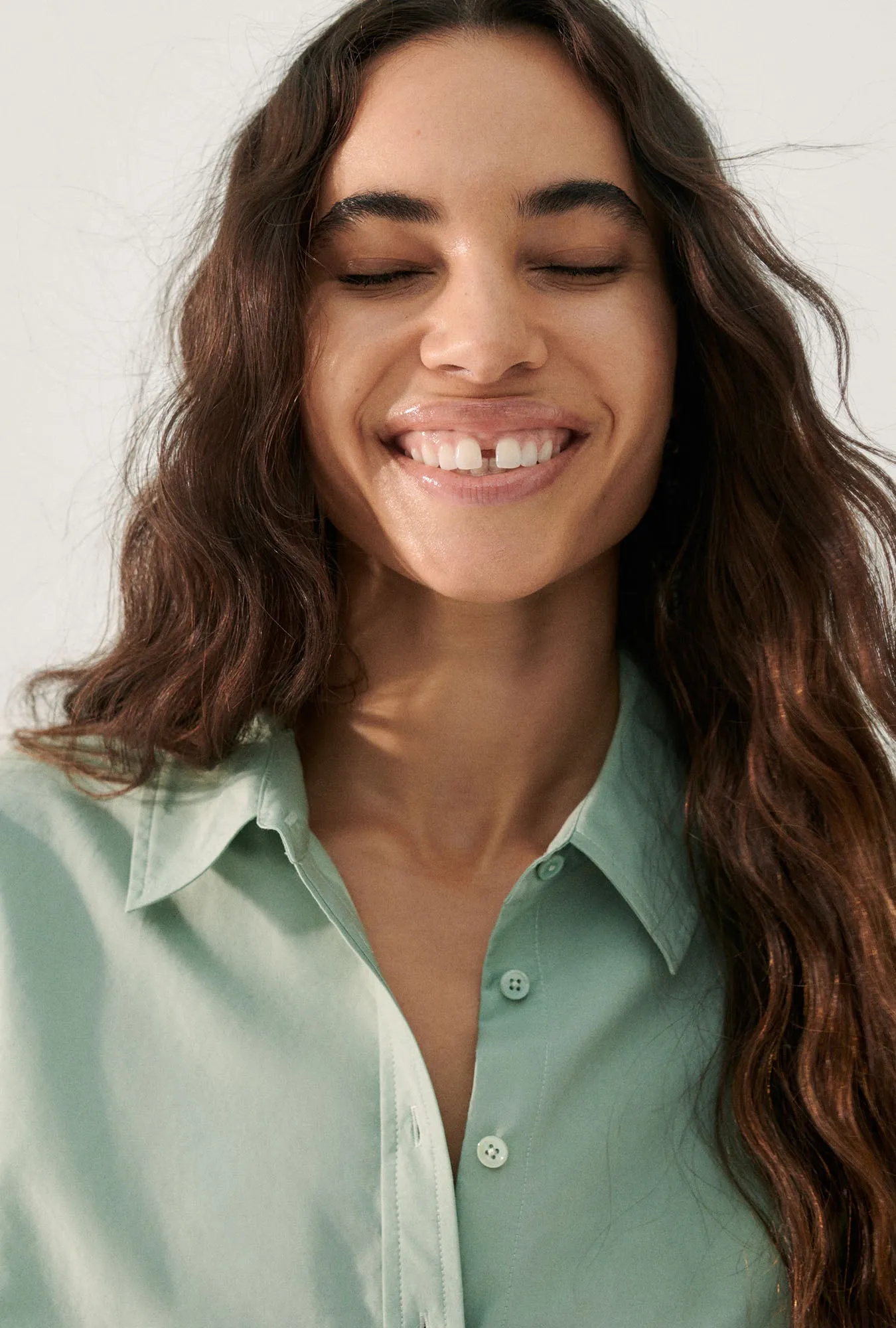 COTTON SILK CROPPED LONG SLEEVE SHIRT LICHEN sold by Silk Laundry product image thumbnail 3