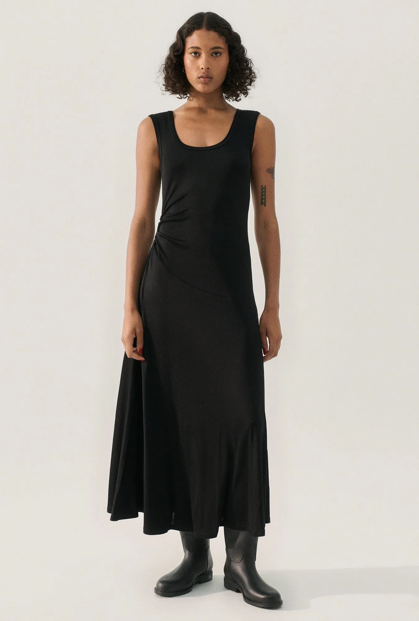 JERSEY SLEEVELESS DRESS BLACK sold by Silk Laundry