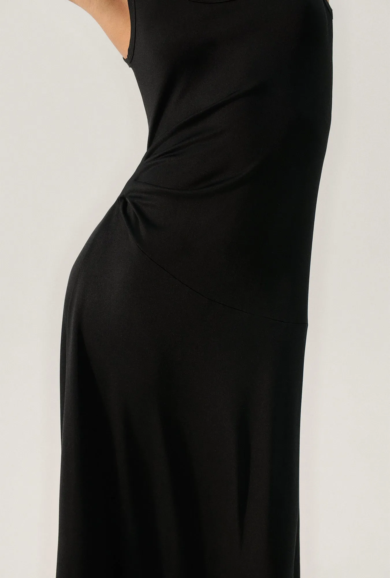 JERSEY SLEEVELESS DRESS BLACK sold by Silk Laundry product image thumbnail 5