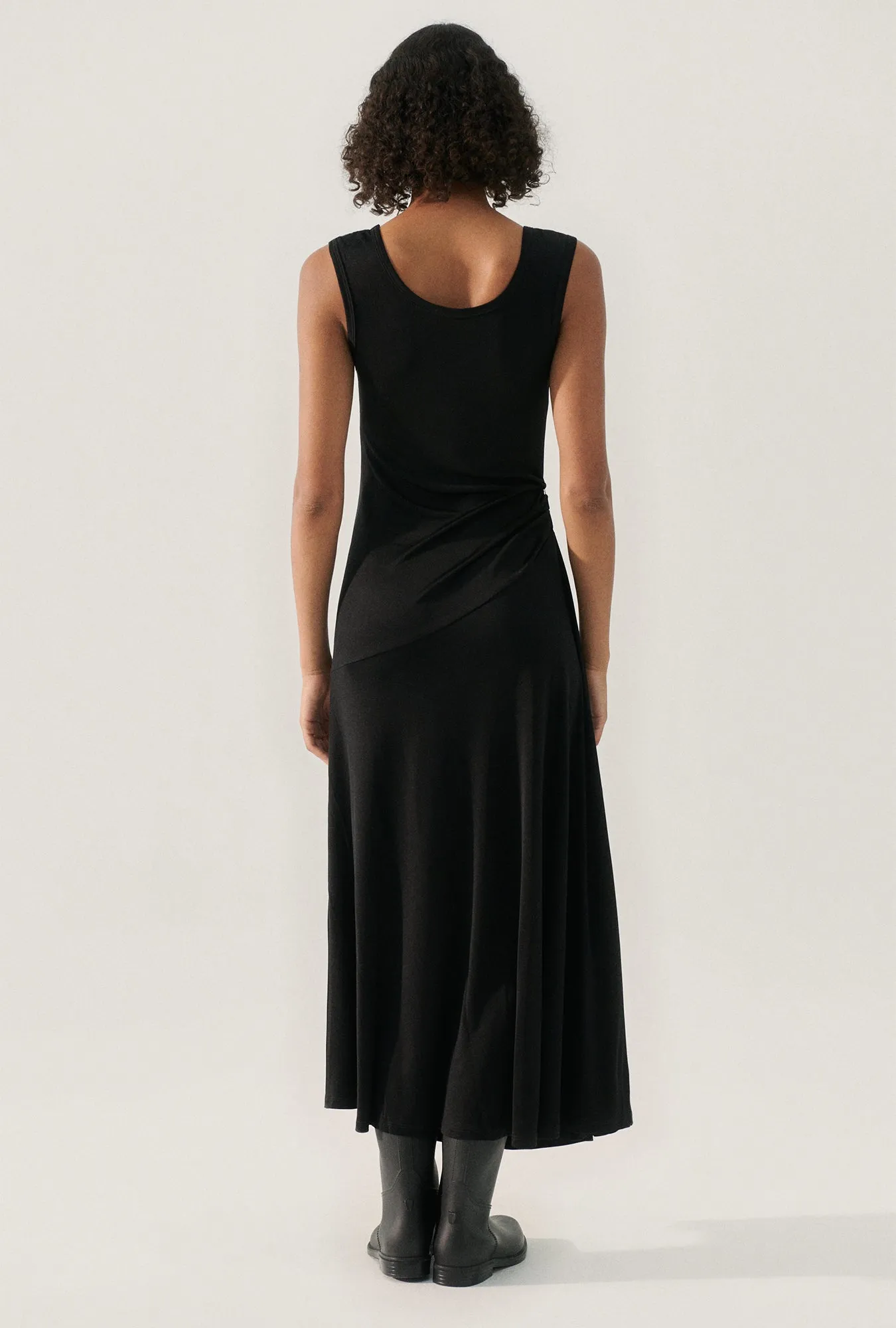 JERSEY SLEEVELESS DRESS BLACK sold by Silk Laundry product image thumbnail 3
