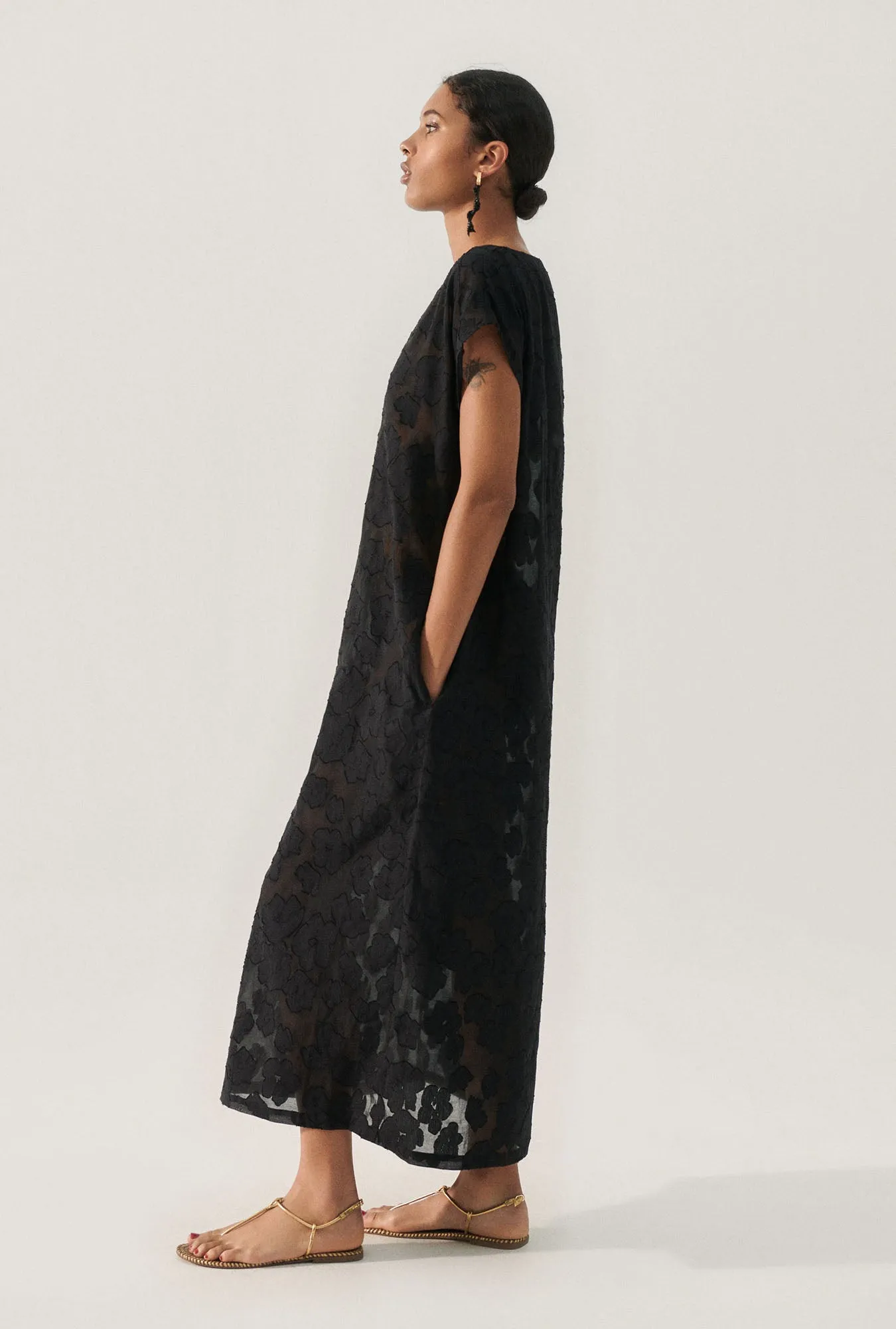 CLIP SILK SIMPLE LOOSE DRESS BLACK sold by Silk Laundry product image thumbnail 5