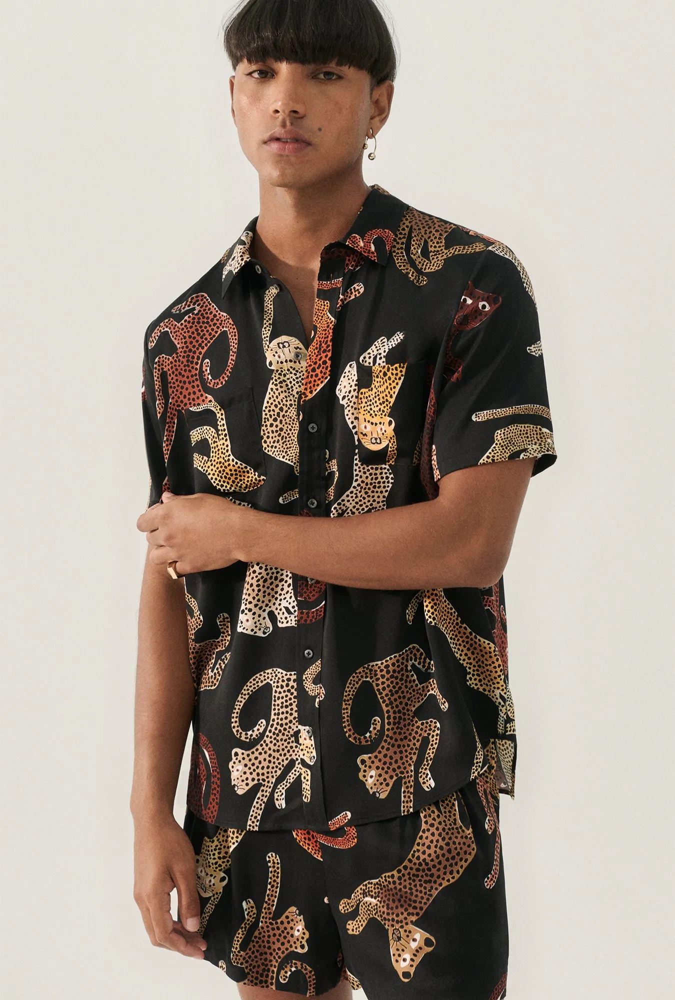 SHORT SLEEVE BOYFRIEND SHIRT JAGUARS BLACK sold by Silk Laundry