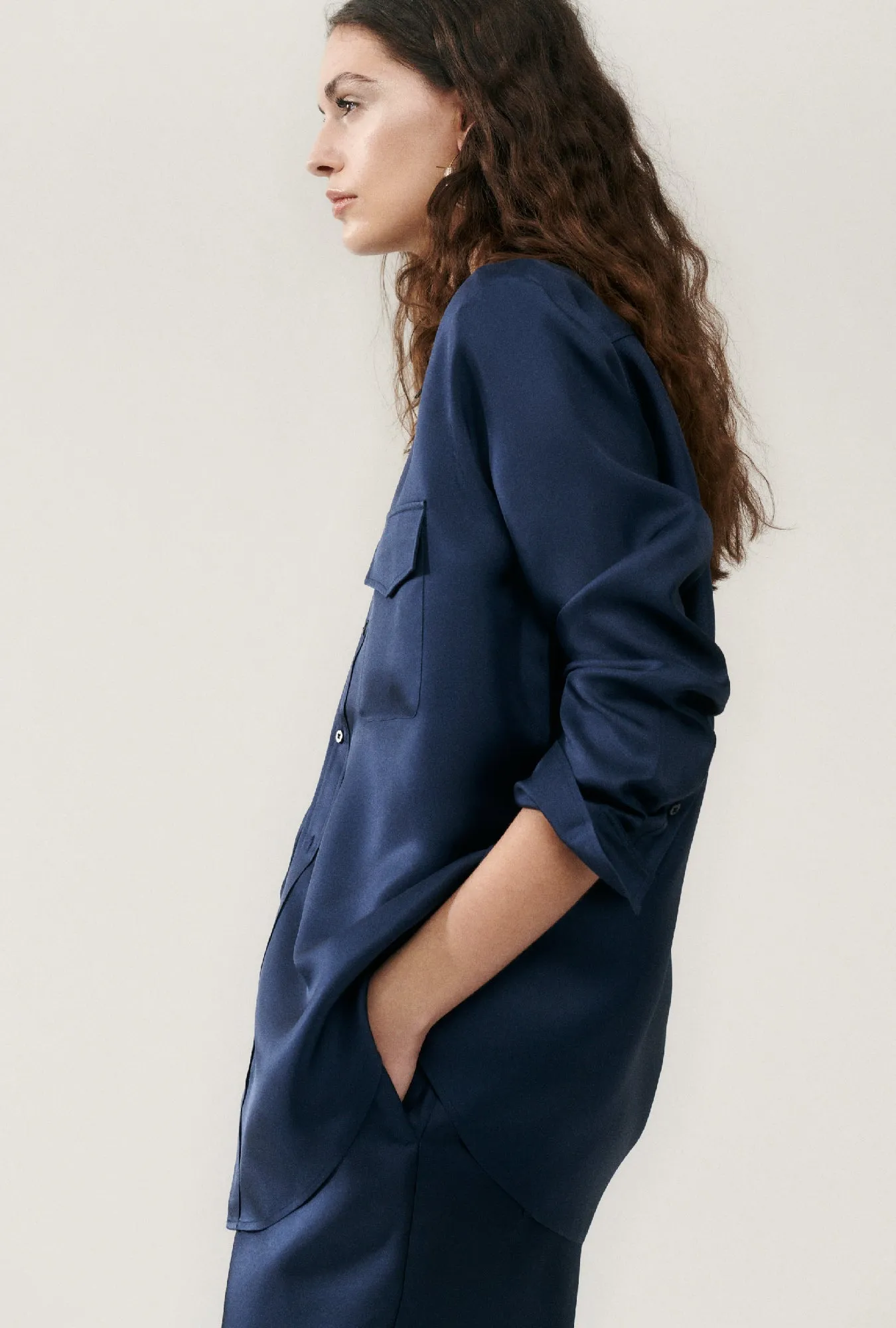 Twill Boyfriend Shirt Midnight sold by Silk Laundry product image thumbnail 5