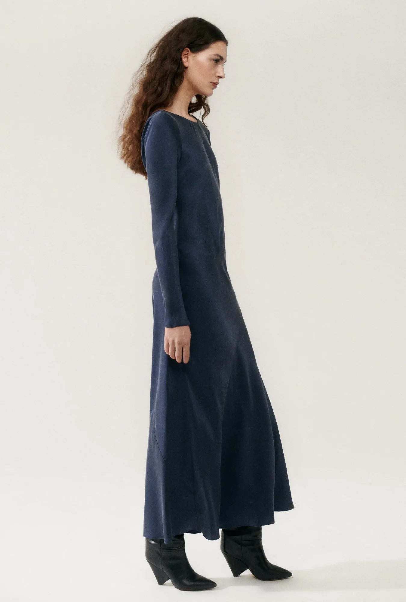 SIENNA DRESS MIDNIGHT sold by Silk Laundry