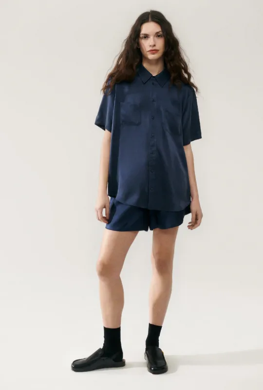 SHORT SLEEVE BOYFRIEND SHIRT MIDNIGHT sold by Silk Laundry