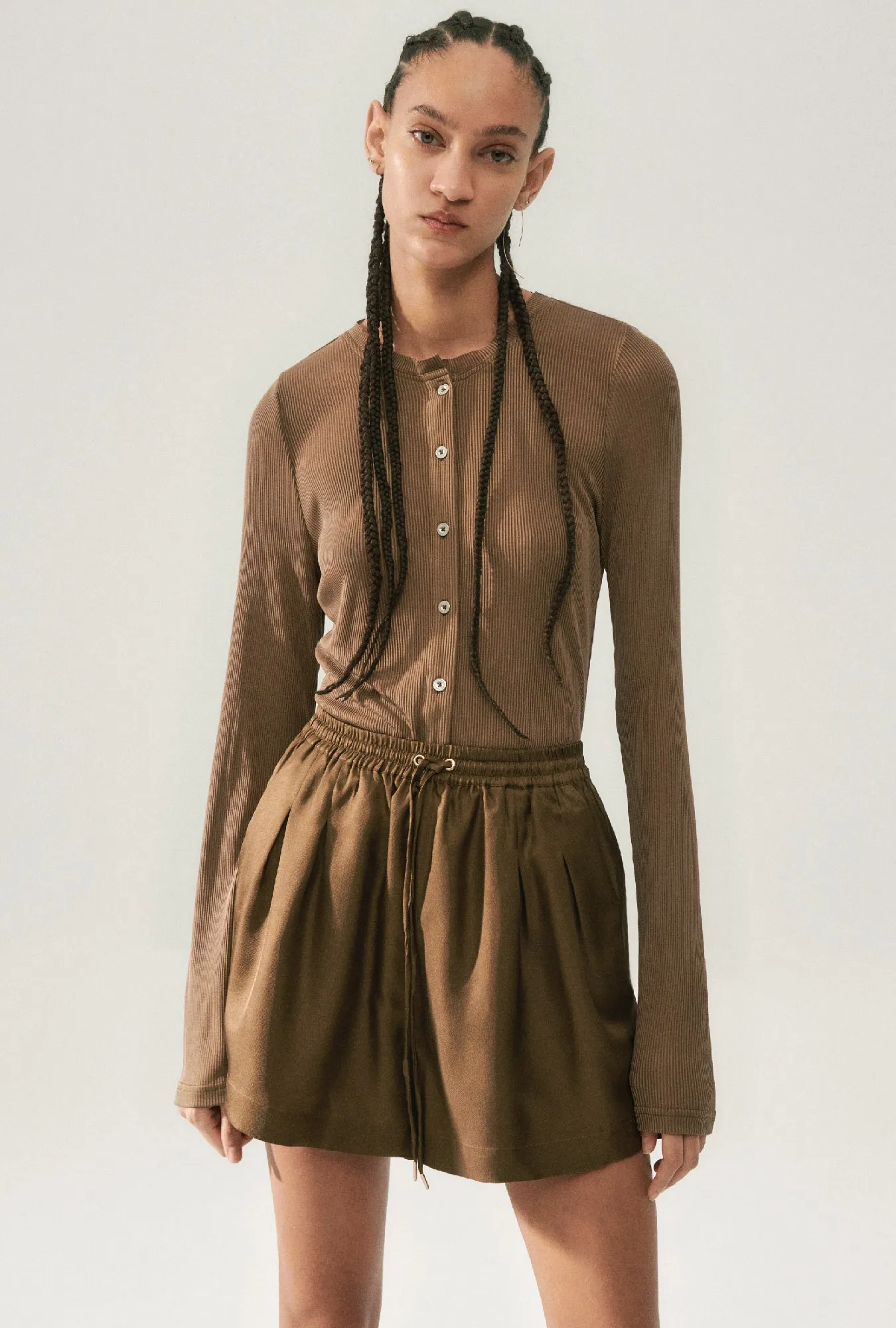 TWILL SLOUCH SHORTS DARK EARTH sold by Silk Laundry