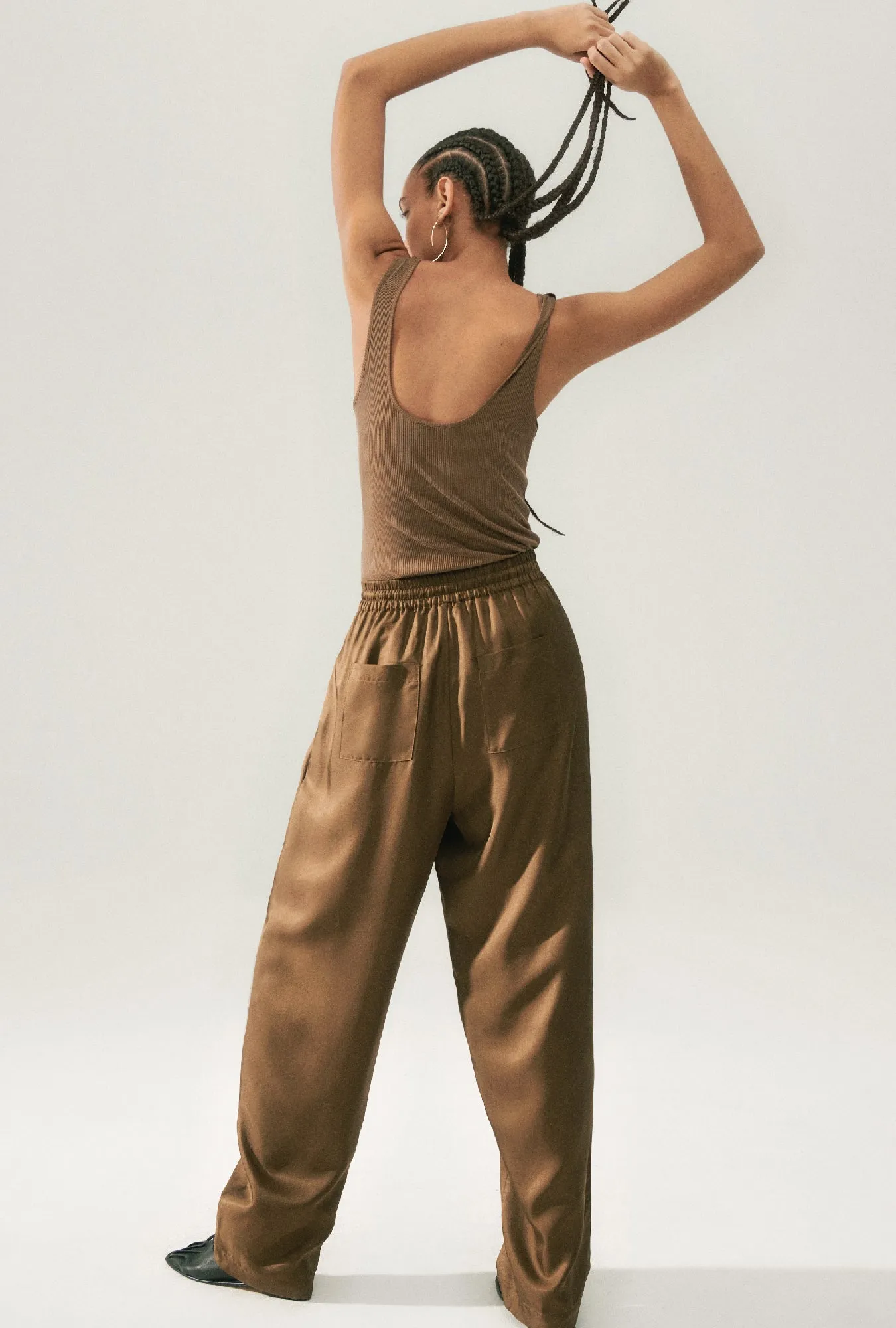 TWILL SLOUCH PANTS DARK EARTH sold by Silk Laundry product image thumbnail 3