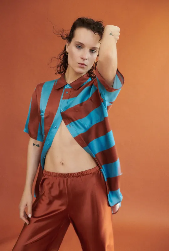 SHORT SLEEVE BOYFRIEND SHIRT LAKE STRIPE sold by Silk Laundry