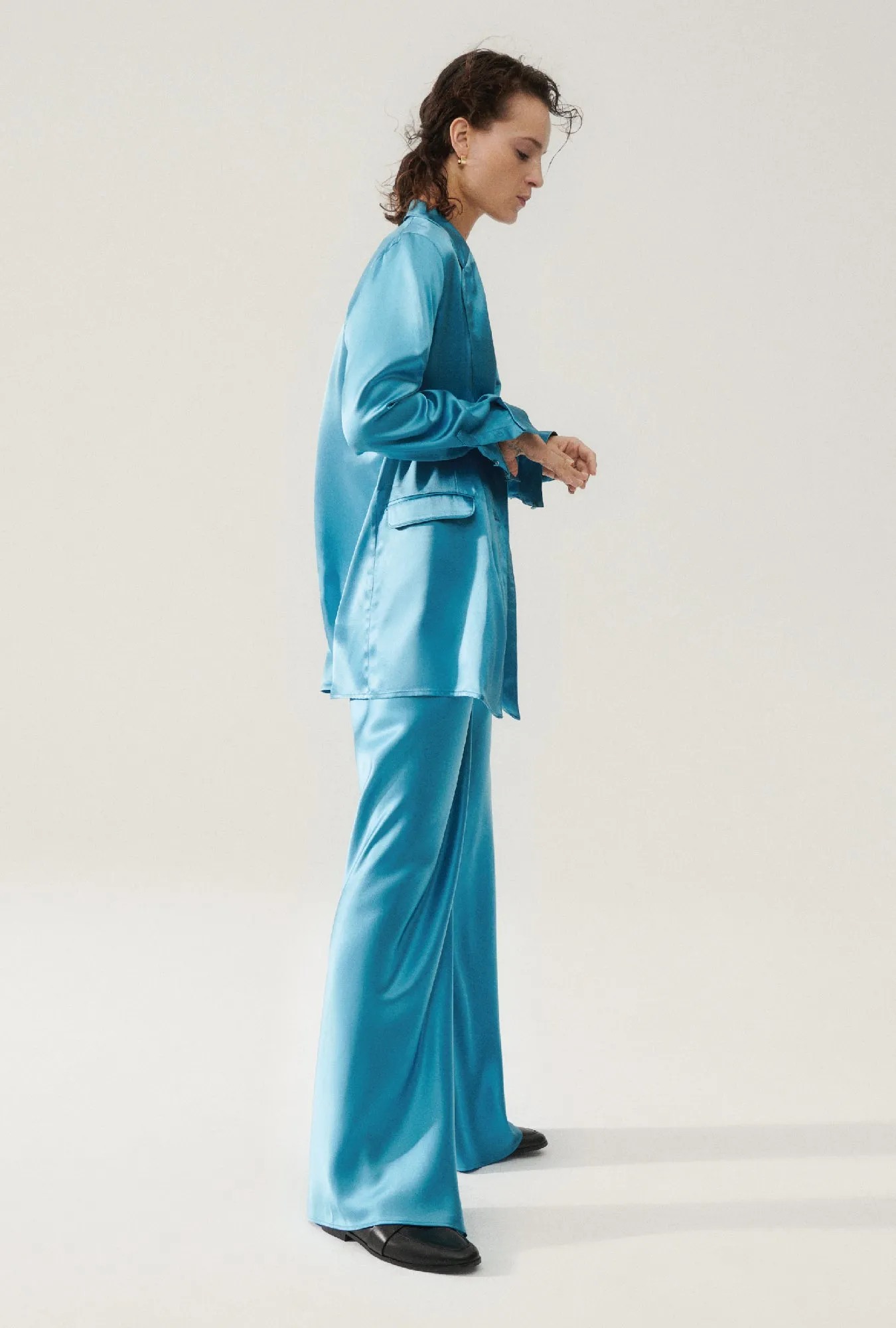 RELAXED BLAZER LAKE sold by Silk Laundry product image thumbnail 4