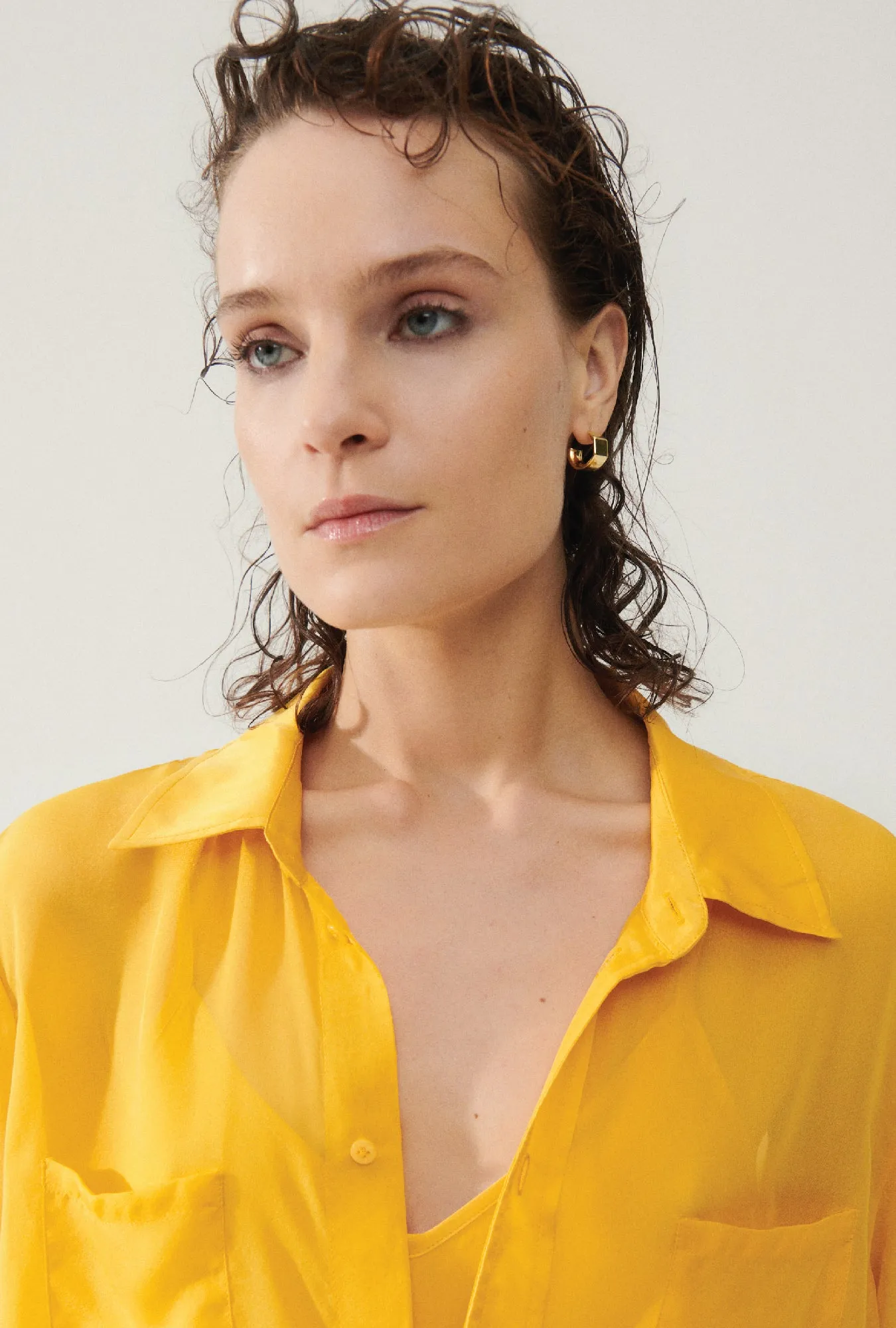 CHIFFON SHORT SLEEVE BOYFRIEND SHIRT GOLDFINCH sold by Silk Laundry product image thumbnail 3