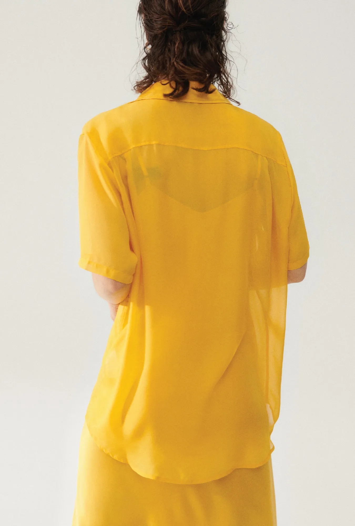 CHIFFON SHORT SLEEVE BOYFRIEND SHIRT GOLDFINCH sold by Silk Laundry product image thumbnail 4