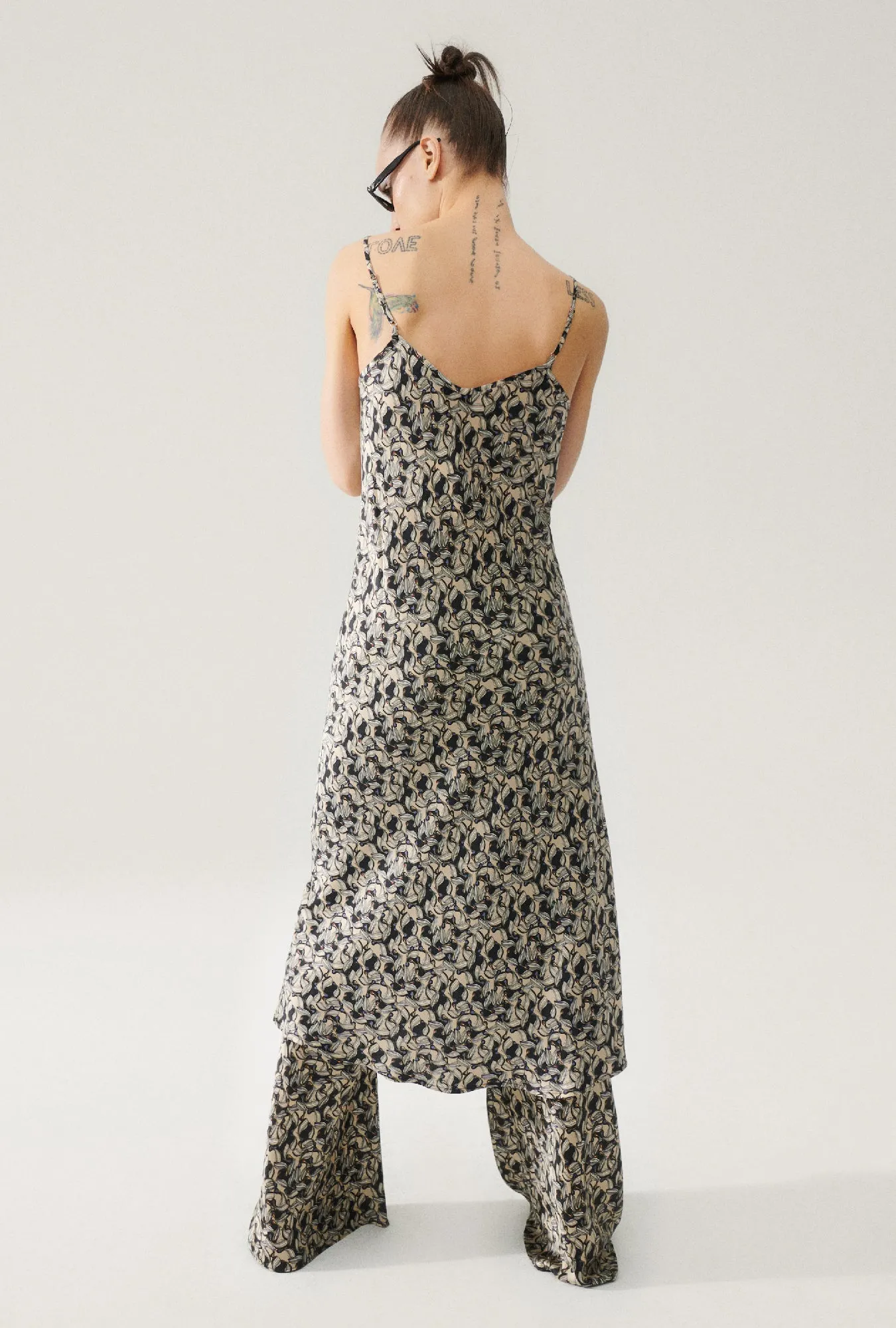 90S SLIP DRESS PELICANS sold by Silk Laundry product image thumbnail 4