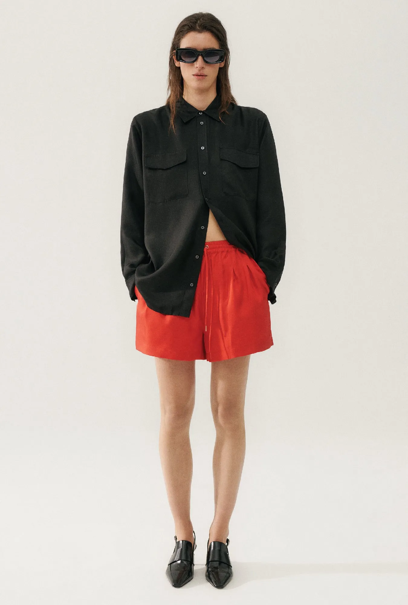 TWILL SLOUCH SHORTS POPPY sold by Silk Laundry