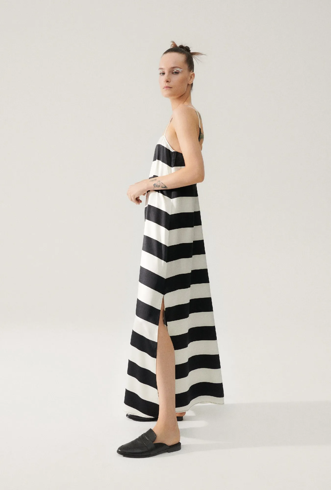 HEAVY A-LINE DRESS BLACK STRIPE sold by Silk Laundry product image thumbnail 4