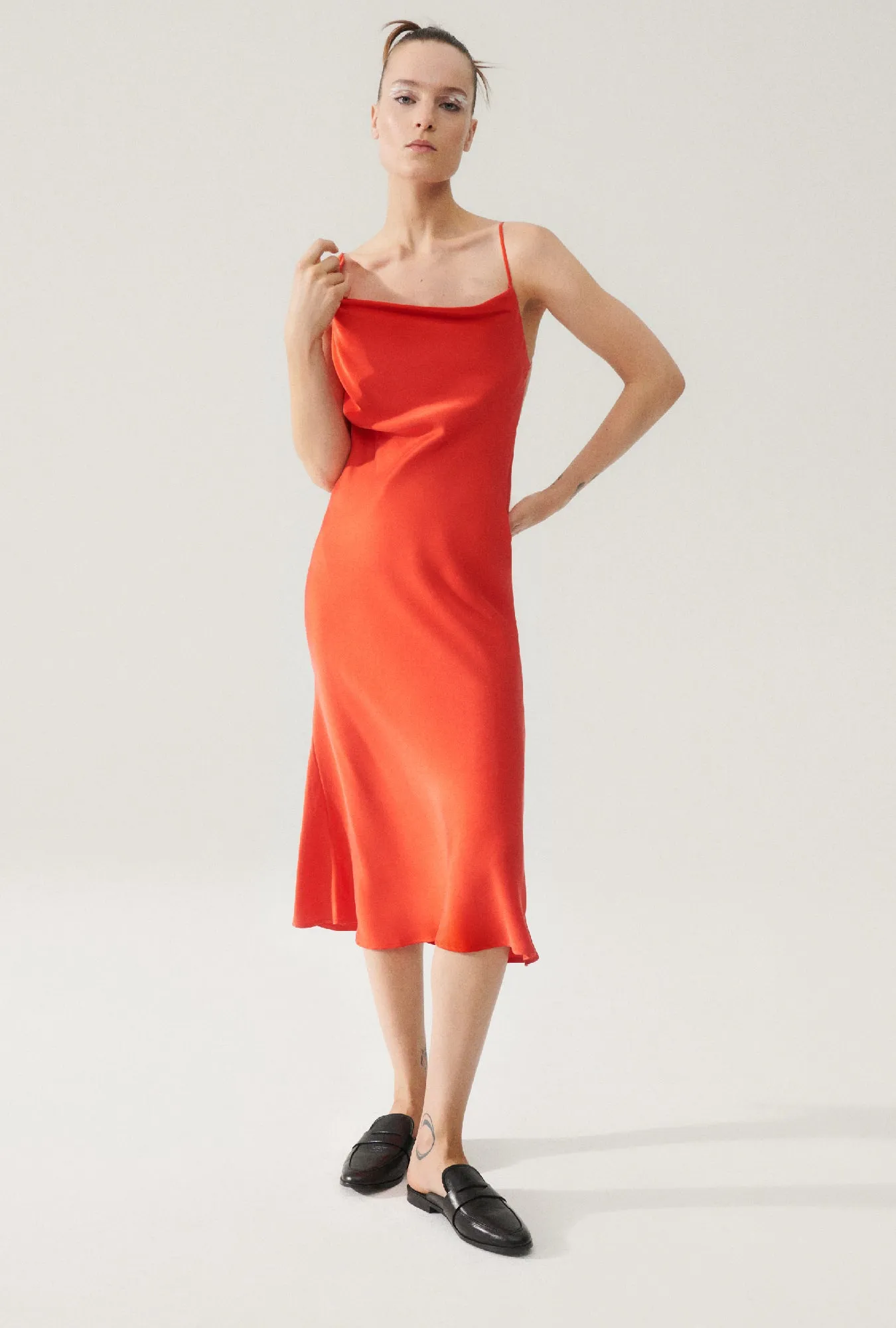 CARRIE DRESS POPPY sold by Silk Laundry