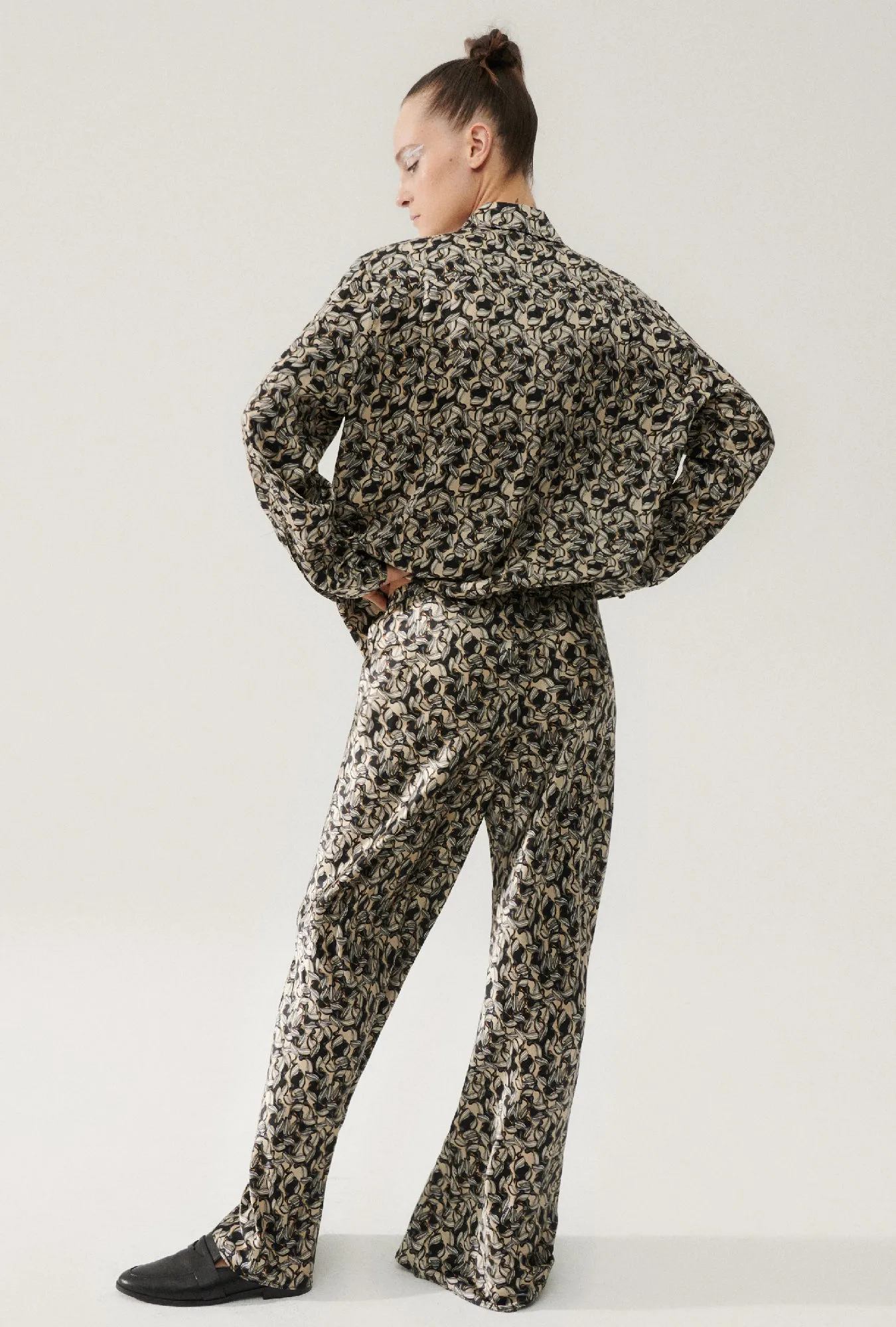 BOYFRIEND SHIRT PELICANS sold by Silk Laundry product image thumbnail 4